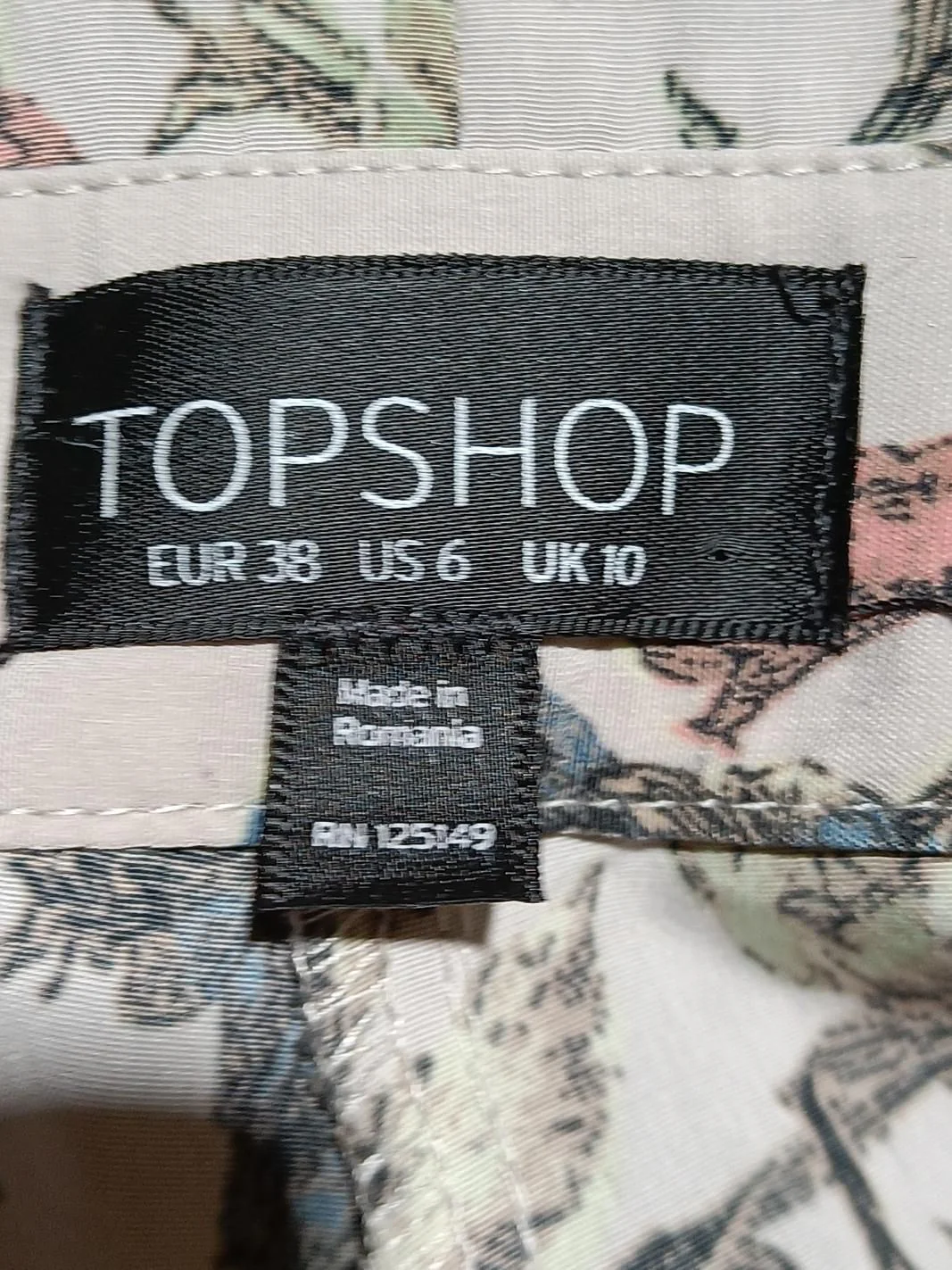 Topshop Women's Shorts UK 10 Cream Floral 100% Polyester Paperbag - Image 5