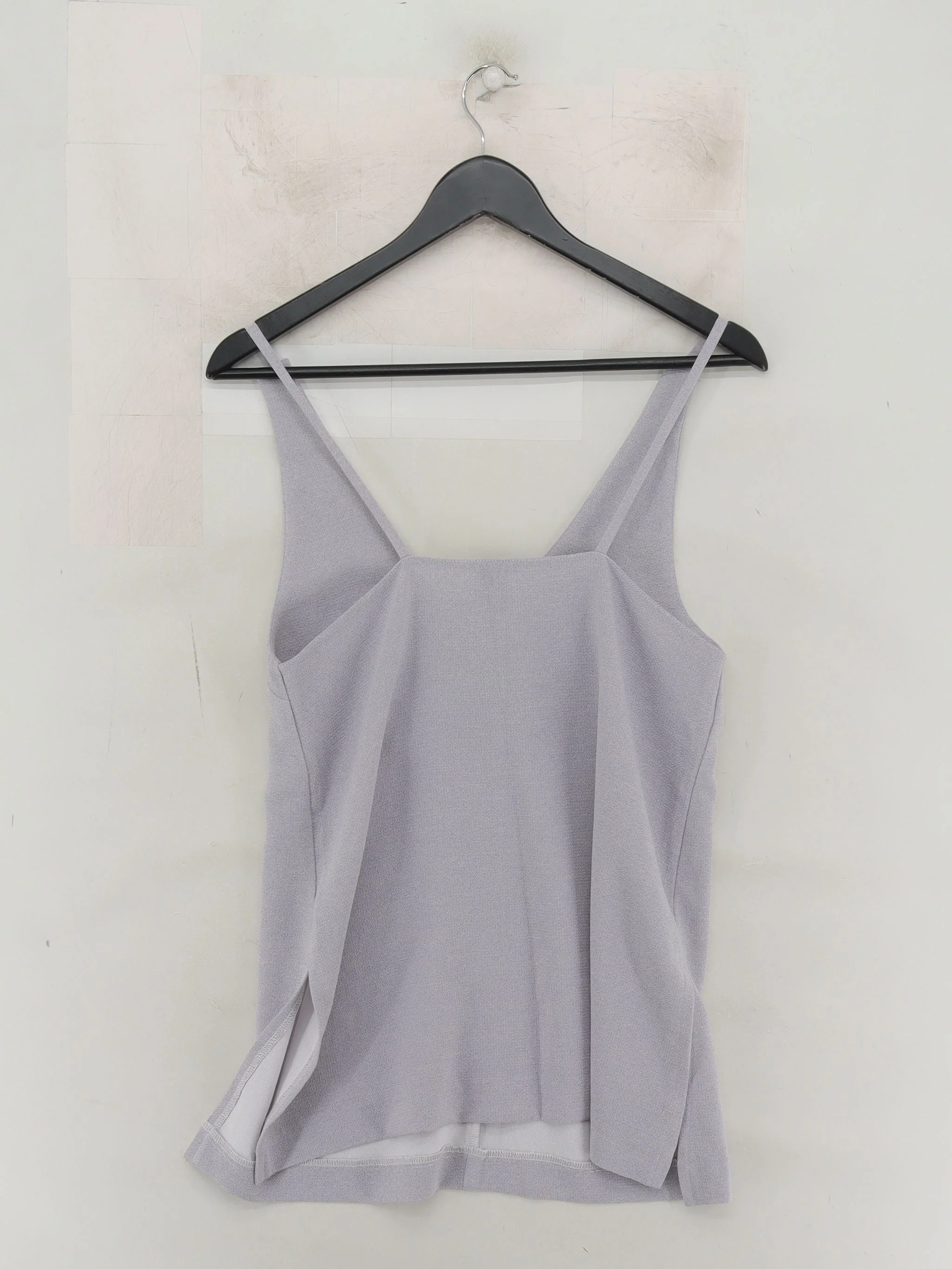 Topshop Women's T-Shirt UK 6 Purple 100% Polyester Sleeveless V-Neck Camisole - Image 2
