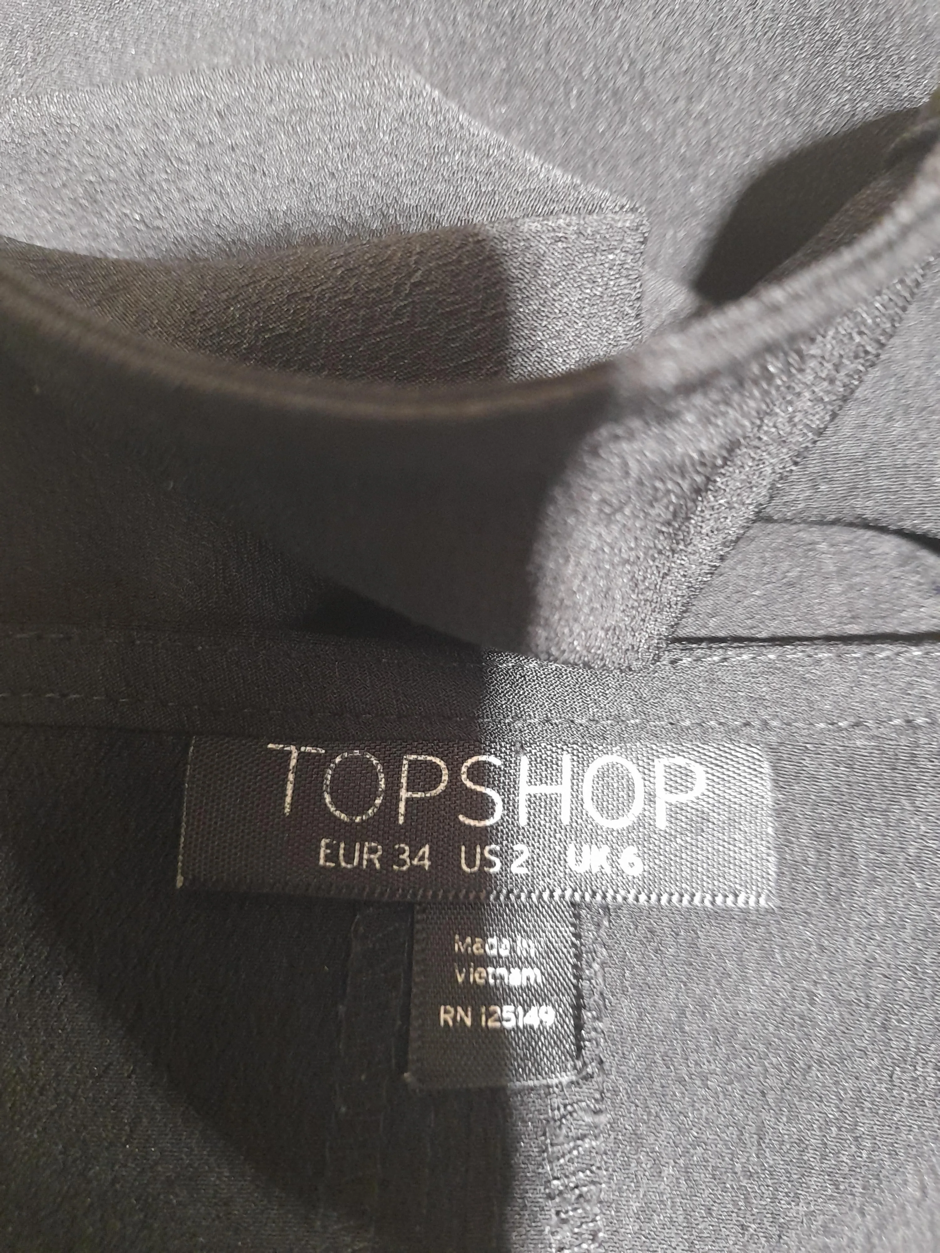 Topshop Women's T-Shirt XS Black 100% Polyester Sleeveless Square Neck Camisole - Image 5