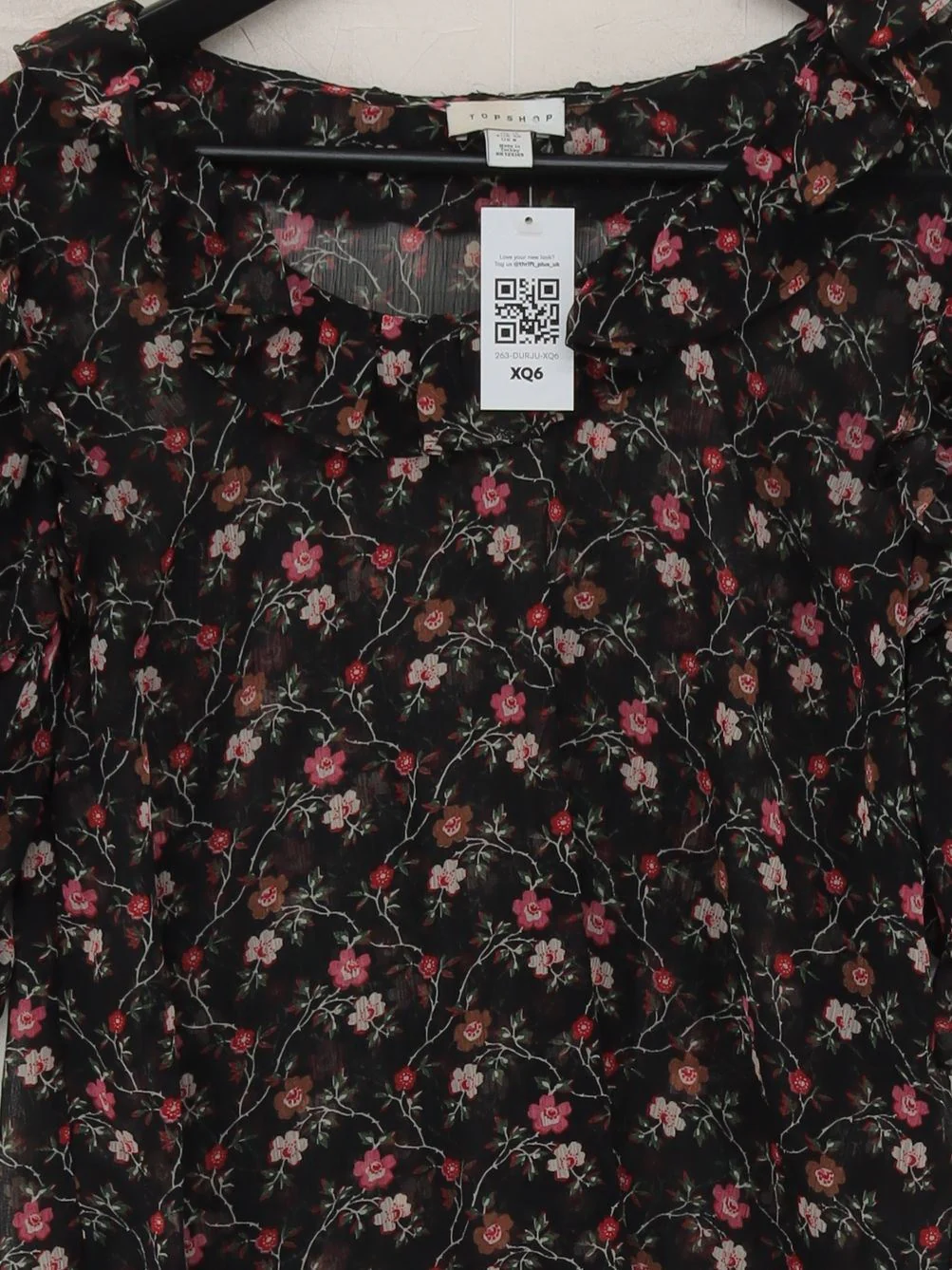 Topshop Women's Top M Black Floral 100% Polyester Short Sleeve Round Neck Basic - Image 3