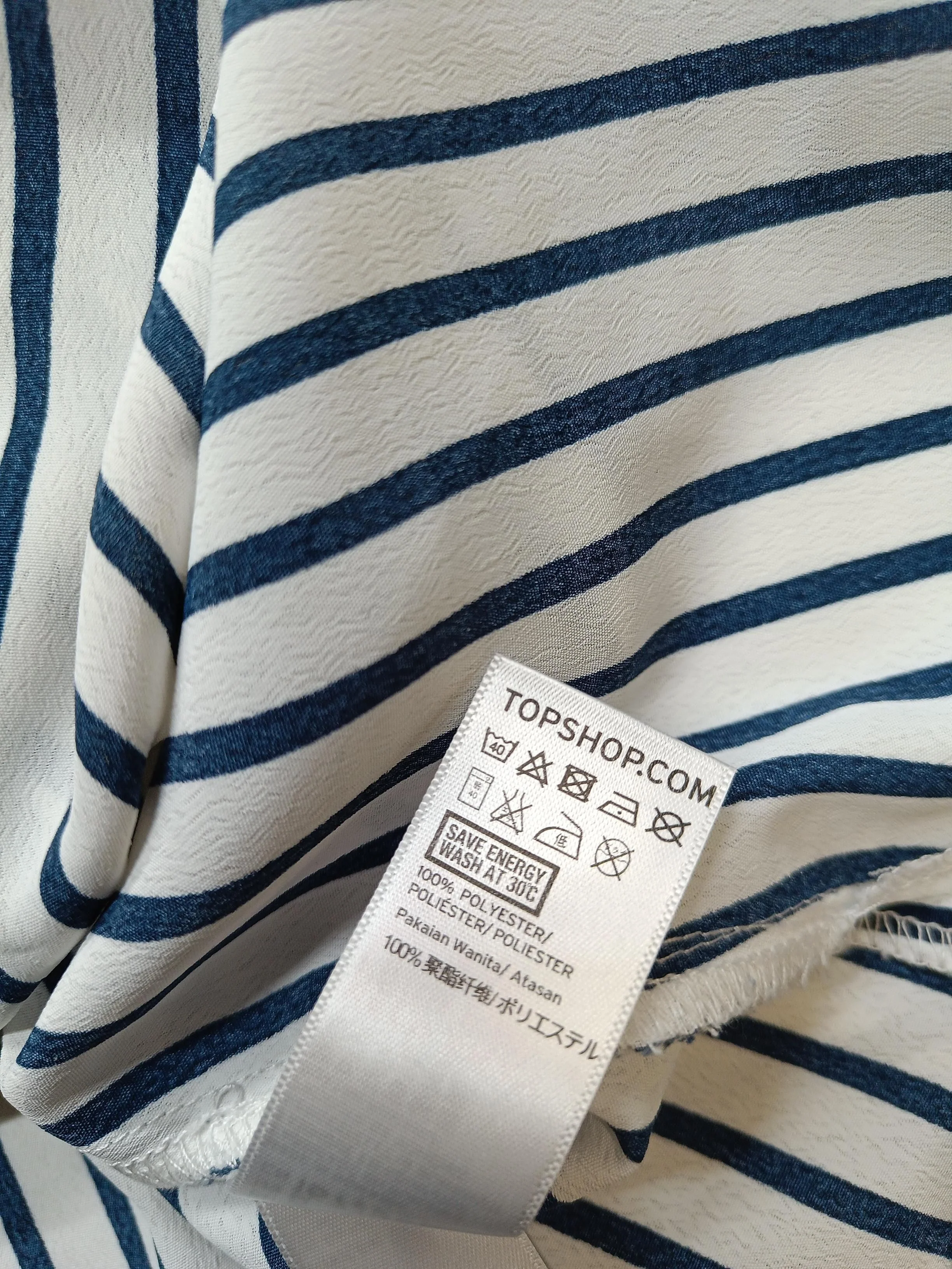 Topshop Women's Top M White Striped 100% Polyester Sleeveless V-Neck Basic - Image 6