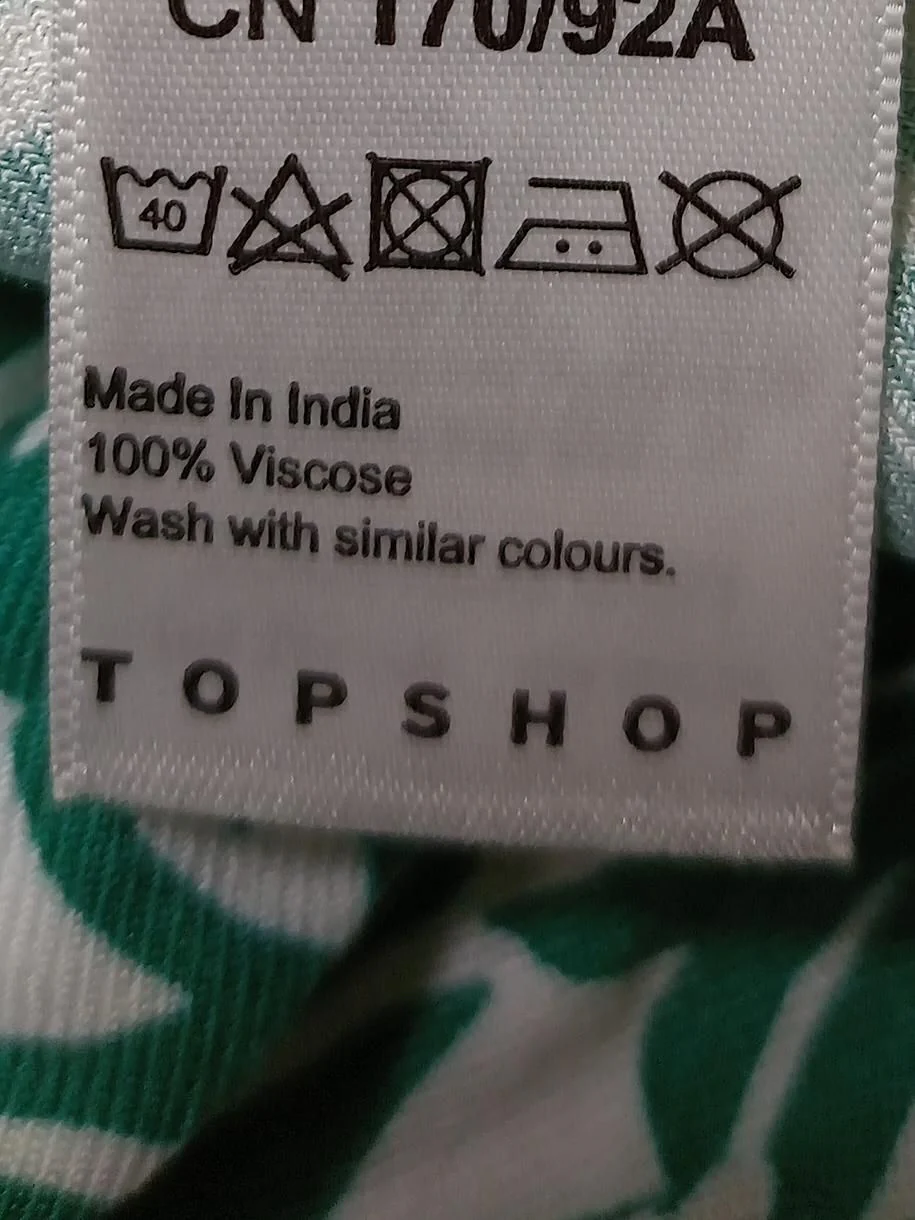 Topshop Women's Top S Green 100% Viscose Sleeveless V-Neck Cropped - Image 6
