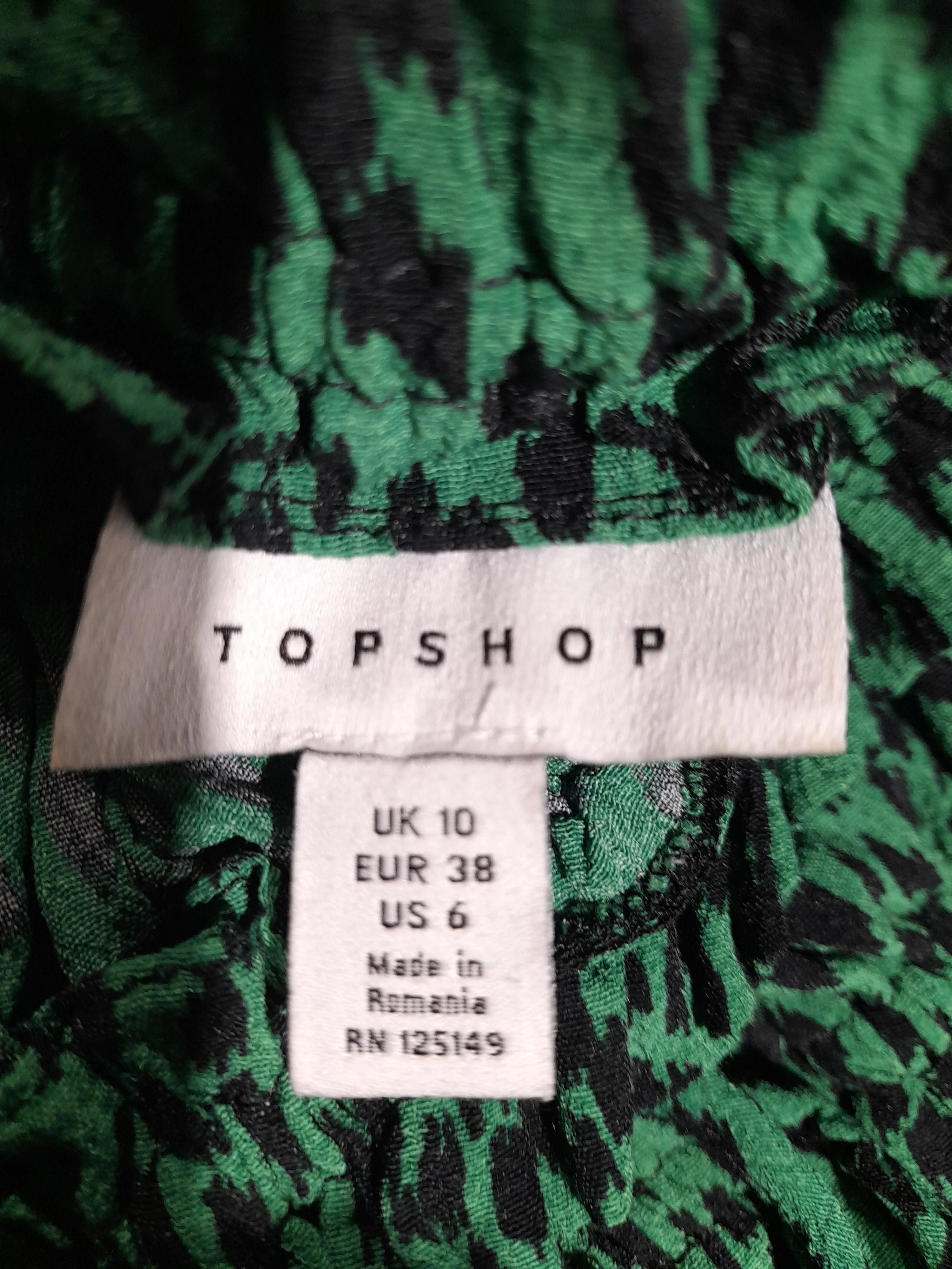 Topshop Women's Top UK 10 Green Viscose with Polyester Cropped - Image 5