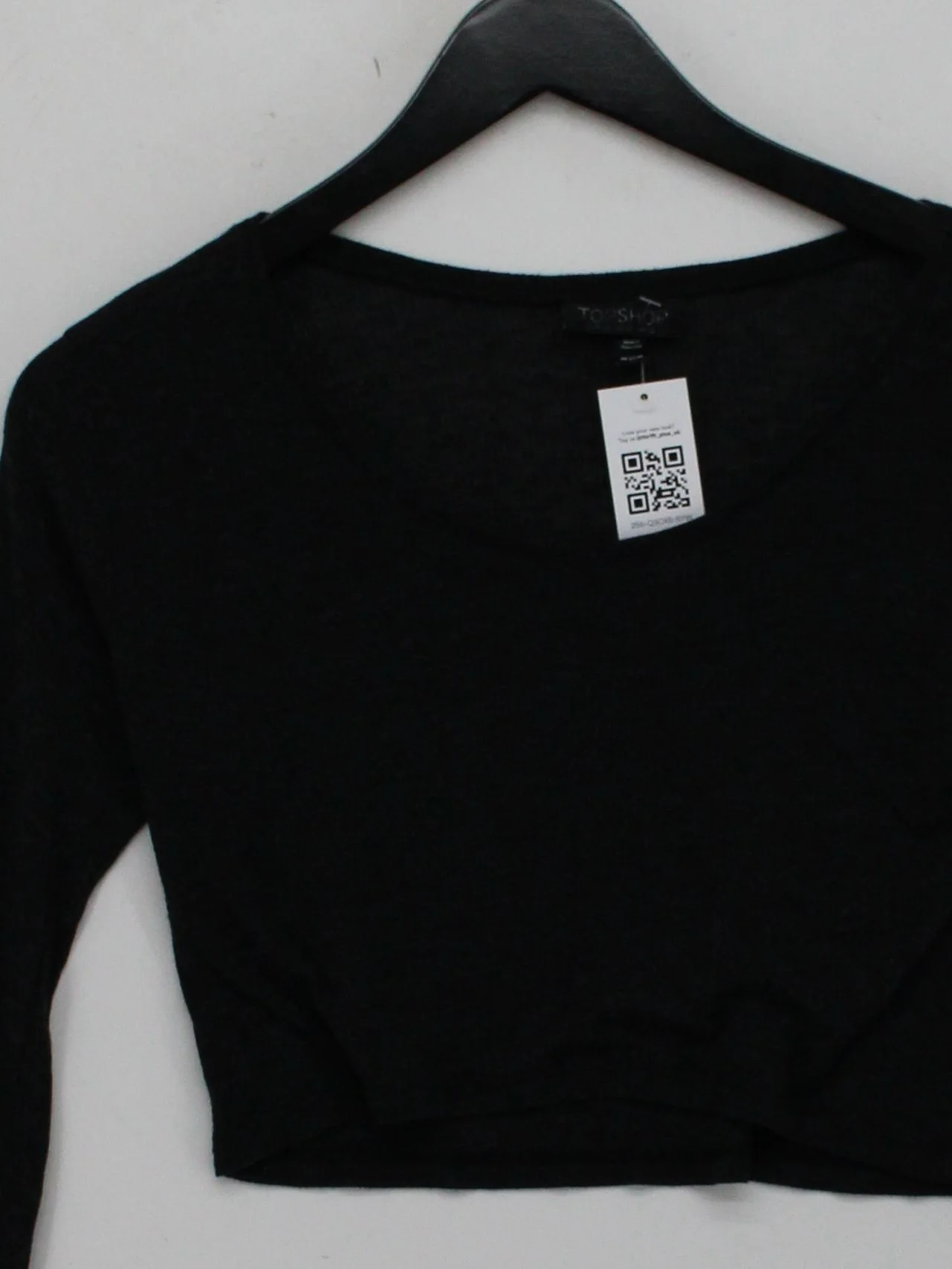 Topshop Women's Top UK 12 Black Viscose with Polyester Cropped - Image 3