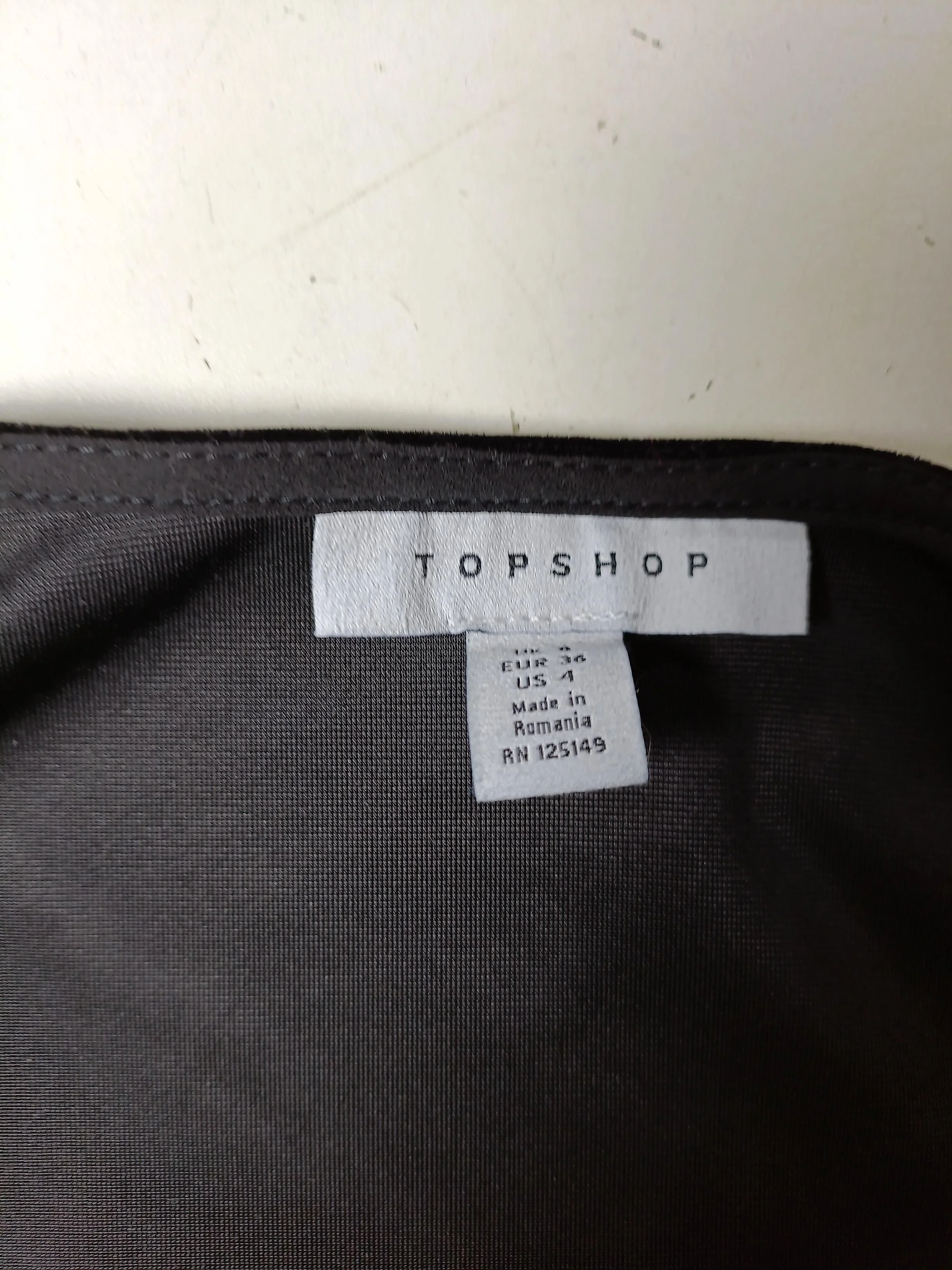 Topshop Women's Top UK 8 Black 100% Polyester Long Sleeve Square Neck Cropped - Image 5