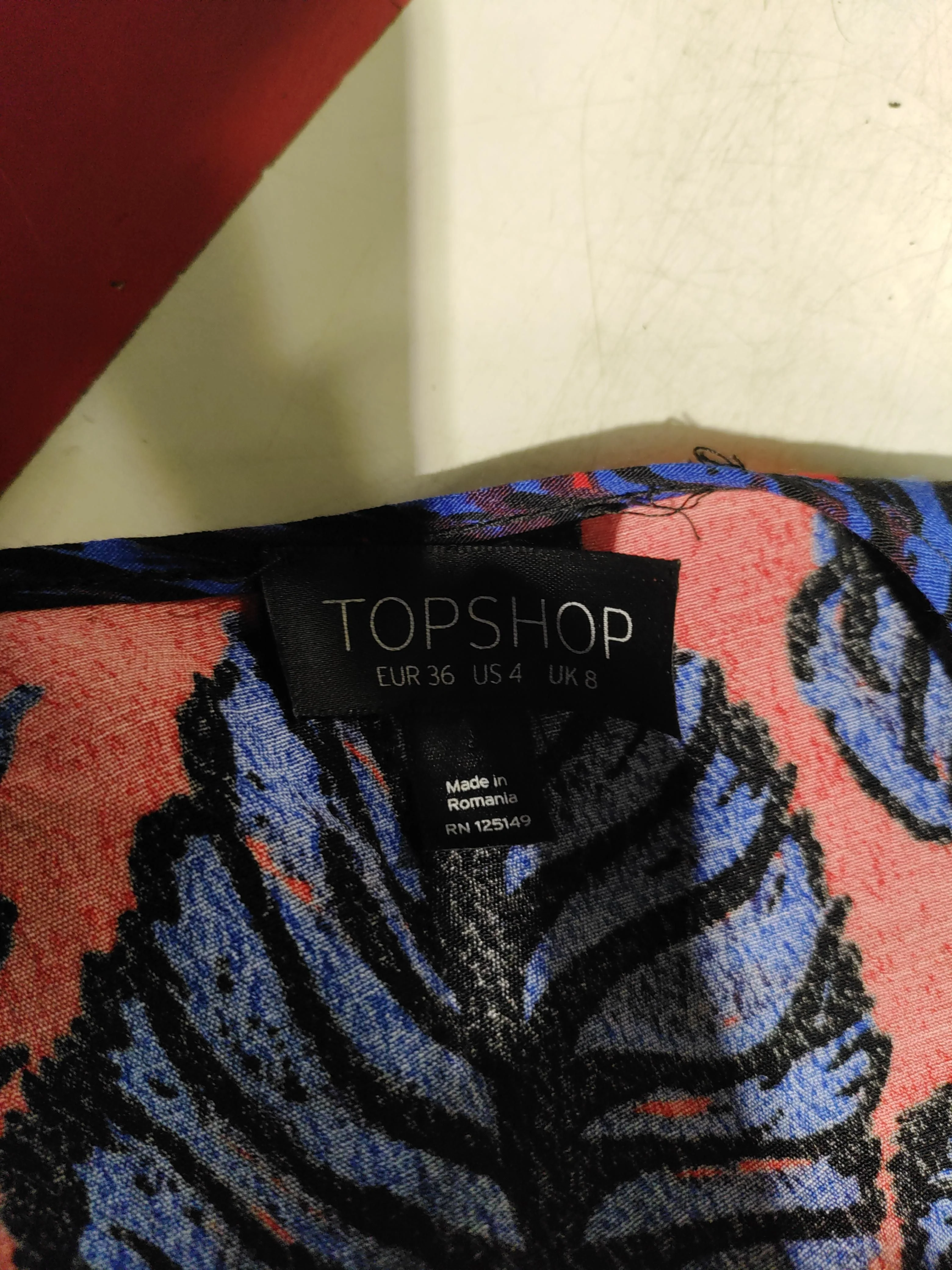 Topshop Women's Top UK 8 Multi Floral 100% Other Sleeveless Round Neck Cropped - Image 5