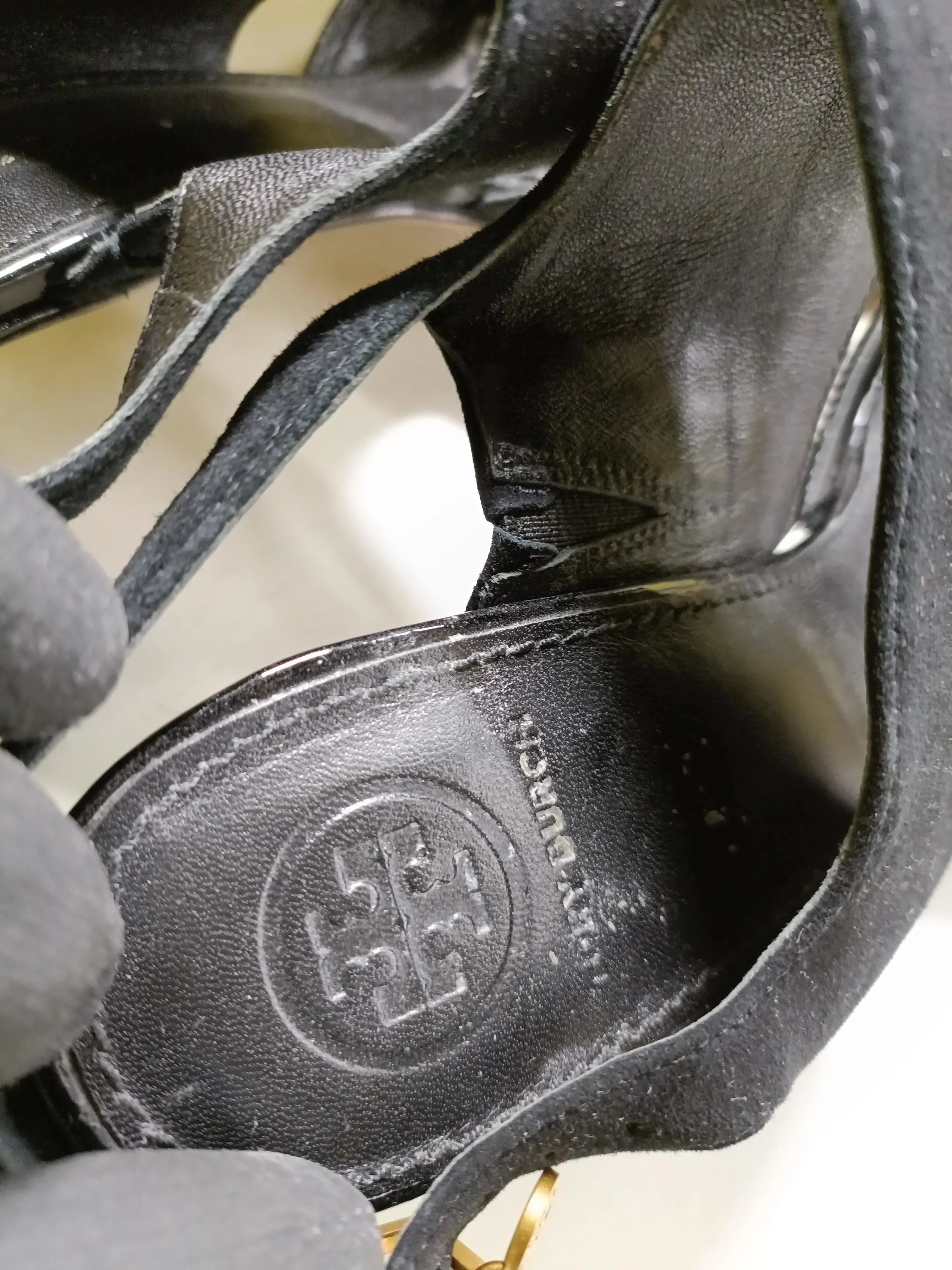 Tory Burch Women's Heels UK 7 Black Leather with Suede Court - Image 10