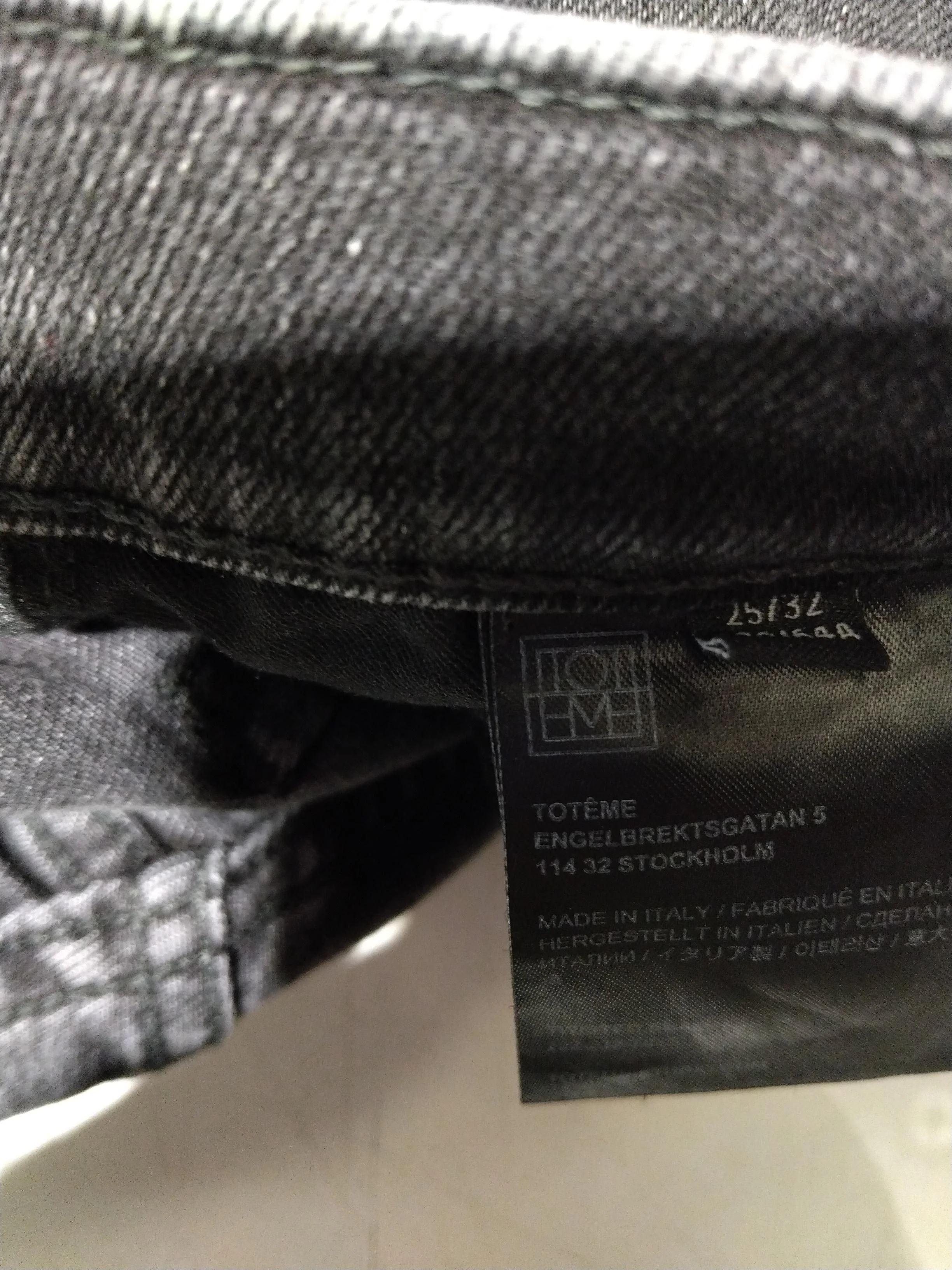 Totême Women's Jeans W 25 in; L 32 in Black Cotton with Elastane Straight - Image 5