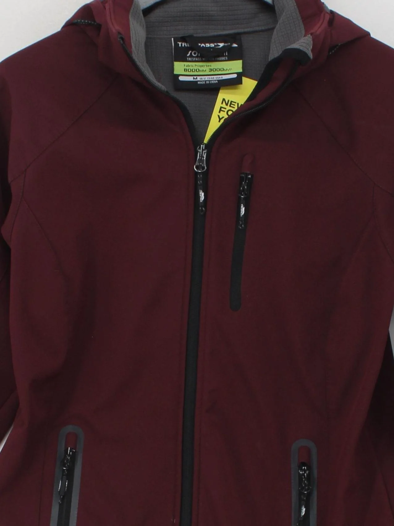 Trespass Windbreaker jacket red - Image 3