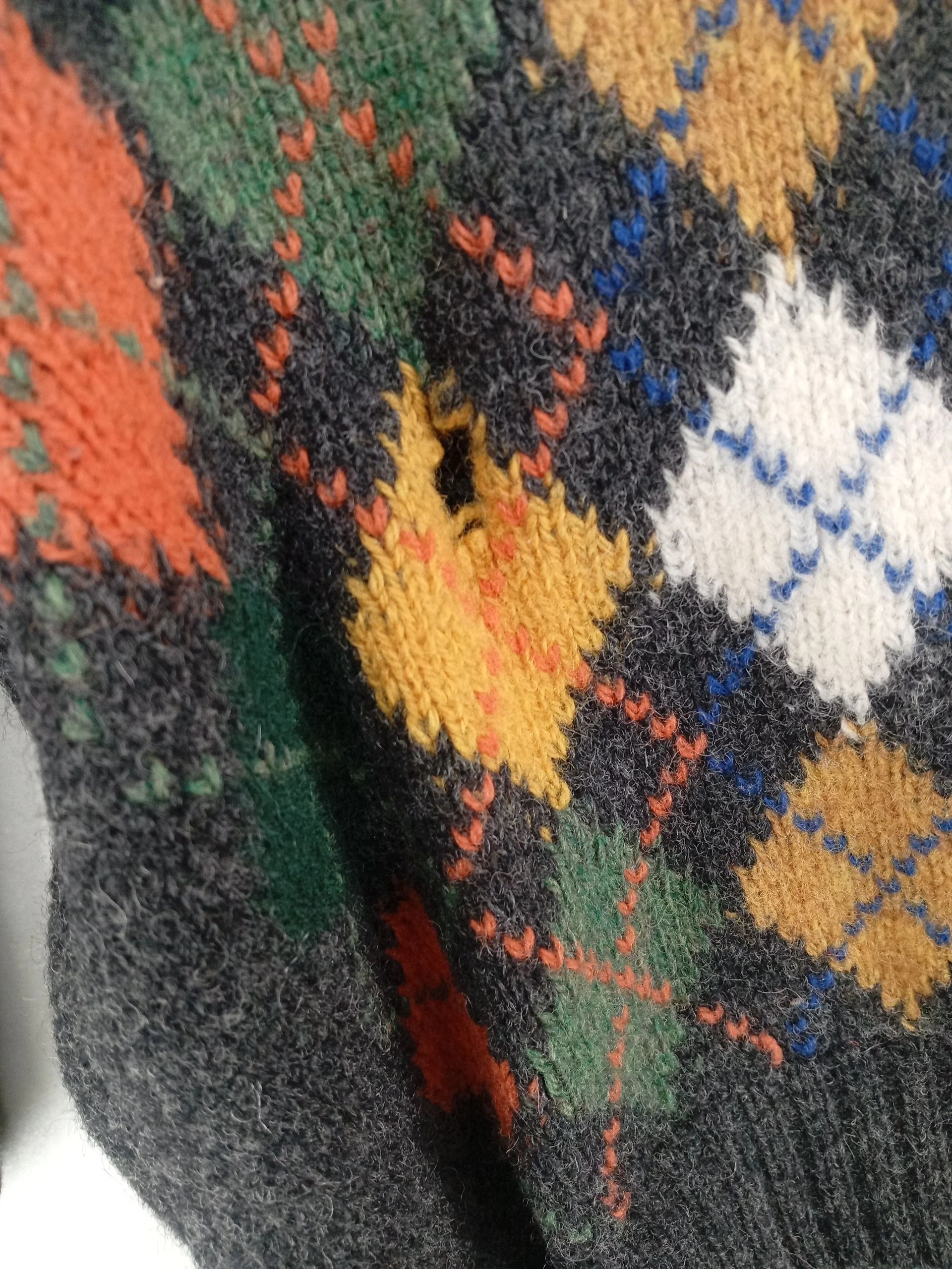 Trussardi Men's Jumper L Multi Argyle 100% Wool Round Neck Pullover - Image 5