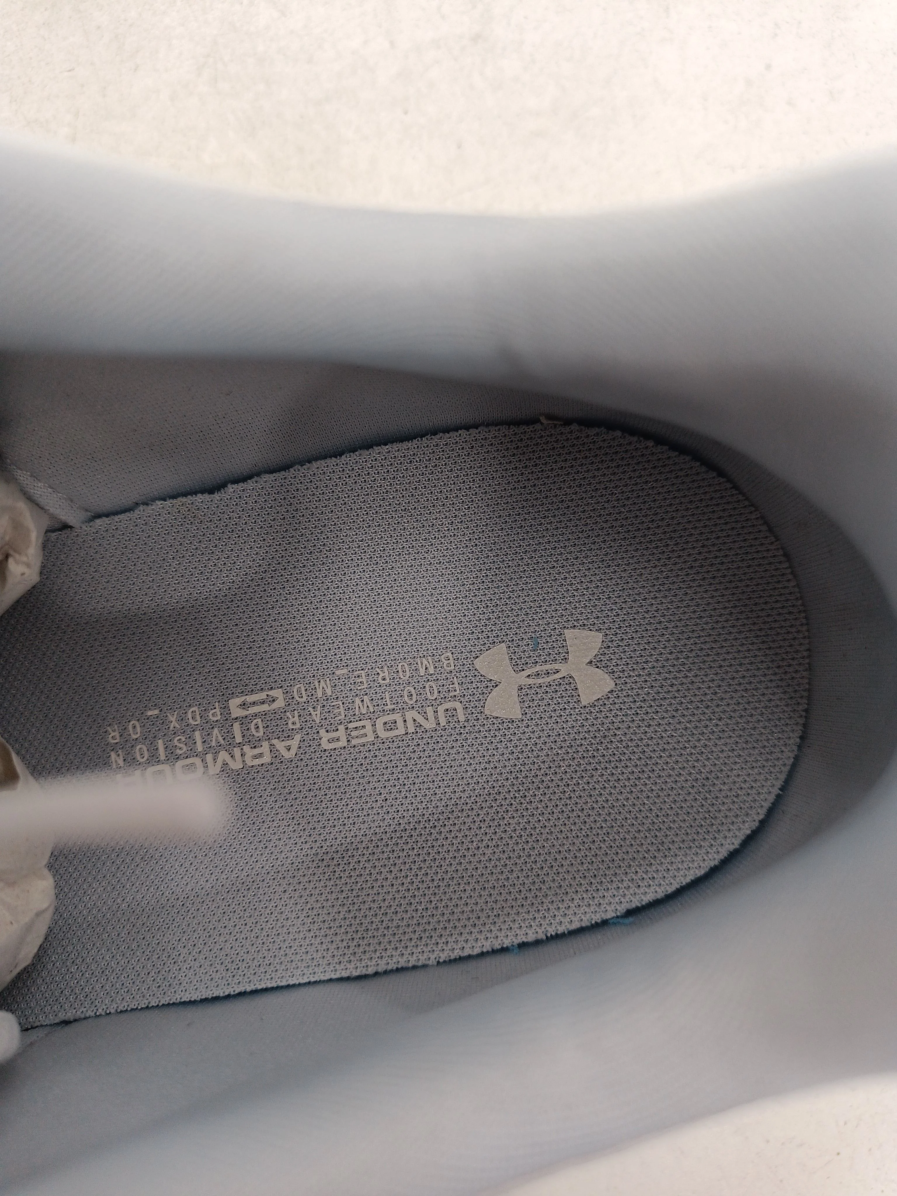 Under Armour Women's Trainers UK9.5 in White RRP £100 - Image 6