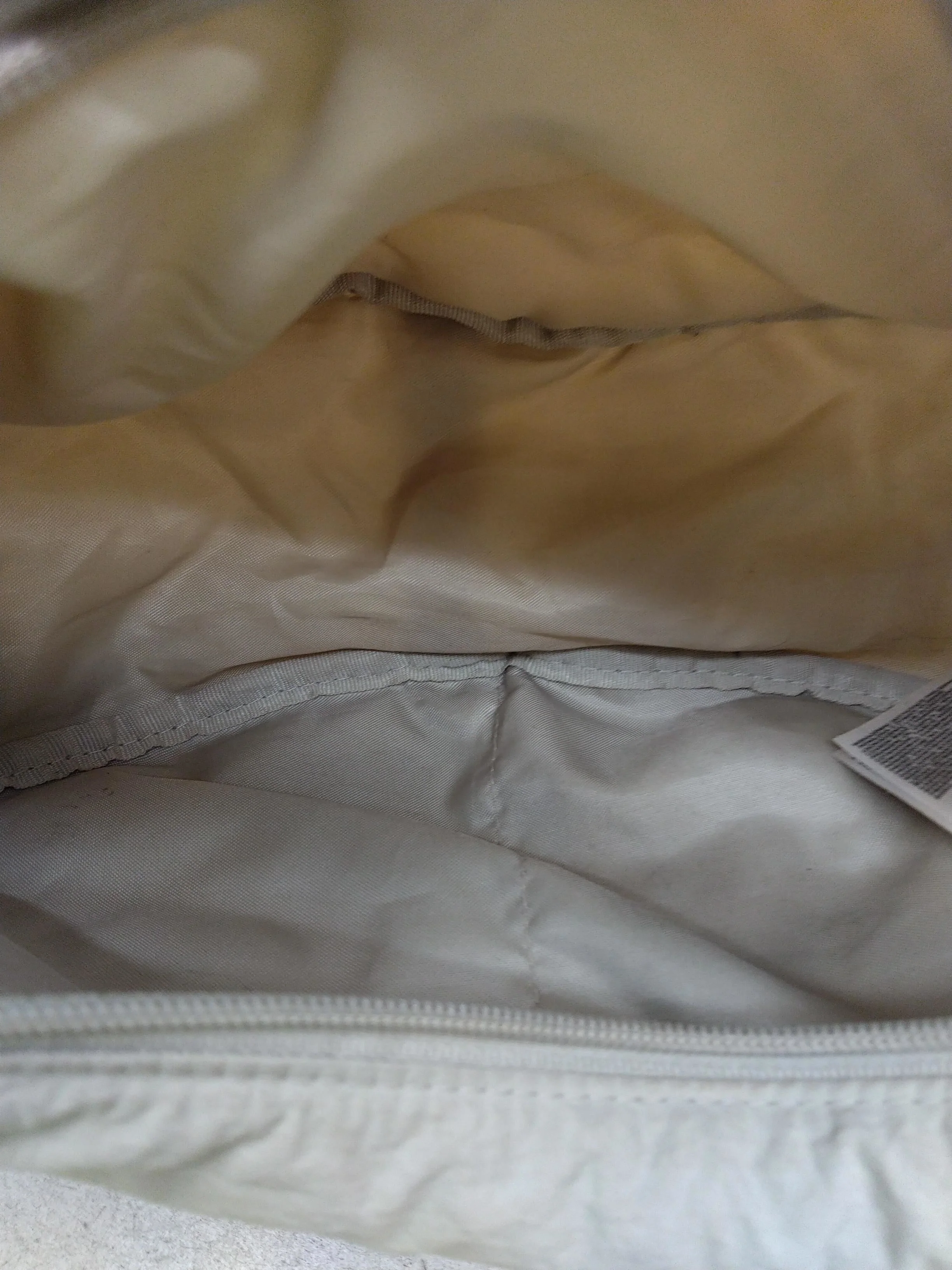 Uniqlo Men's Bag Cream Polyamide with Polyester Belt Bag & Waist Pack - Image 4