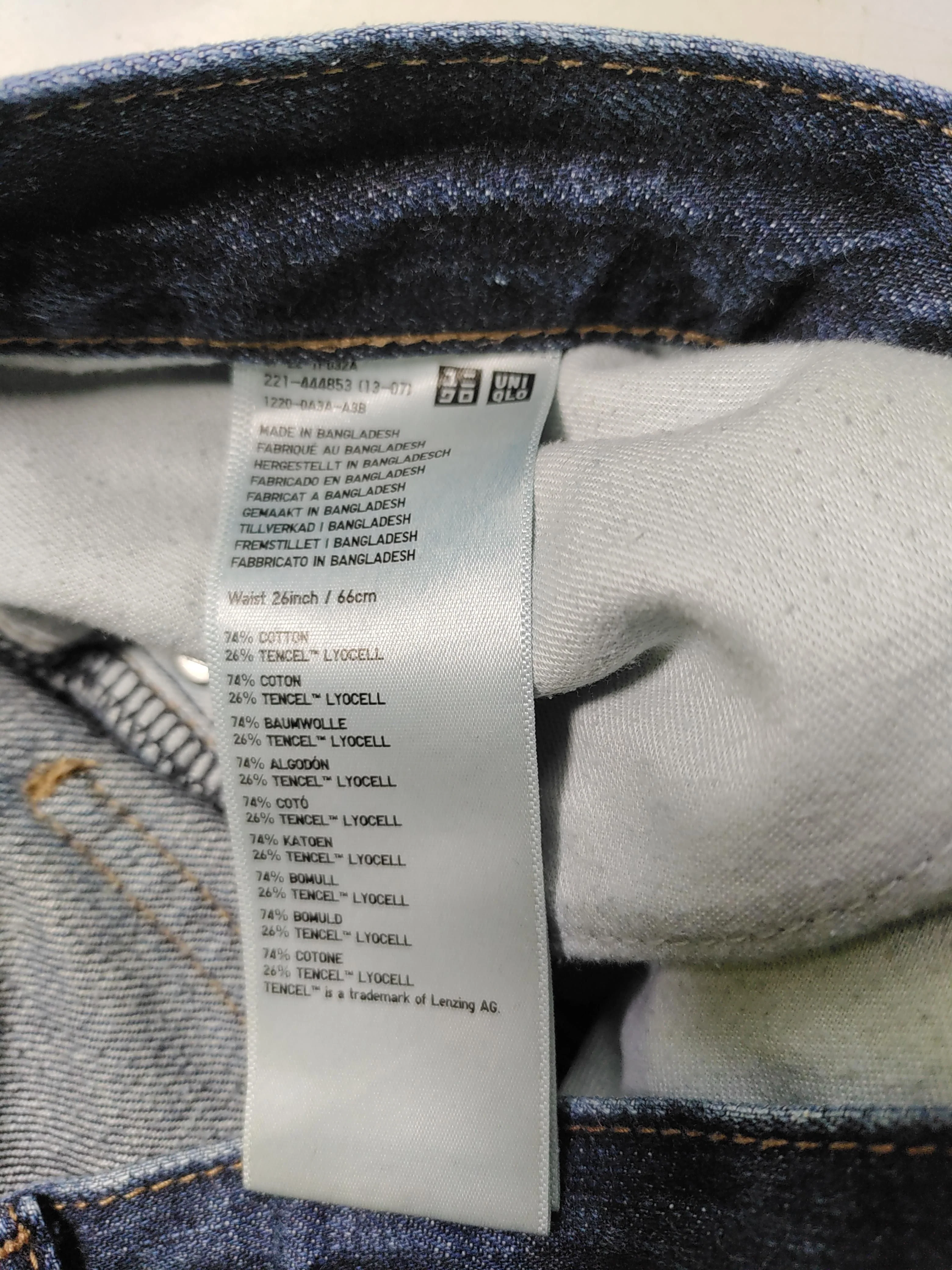 Uniqlo Men's Jeans W 26 in Blue Cotton with Lyocell Modal Straight - Image 6