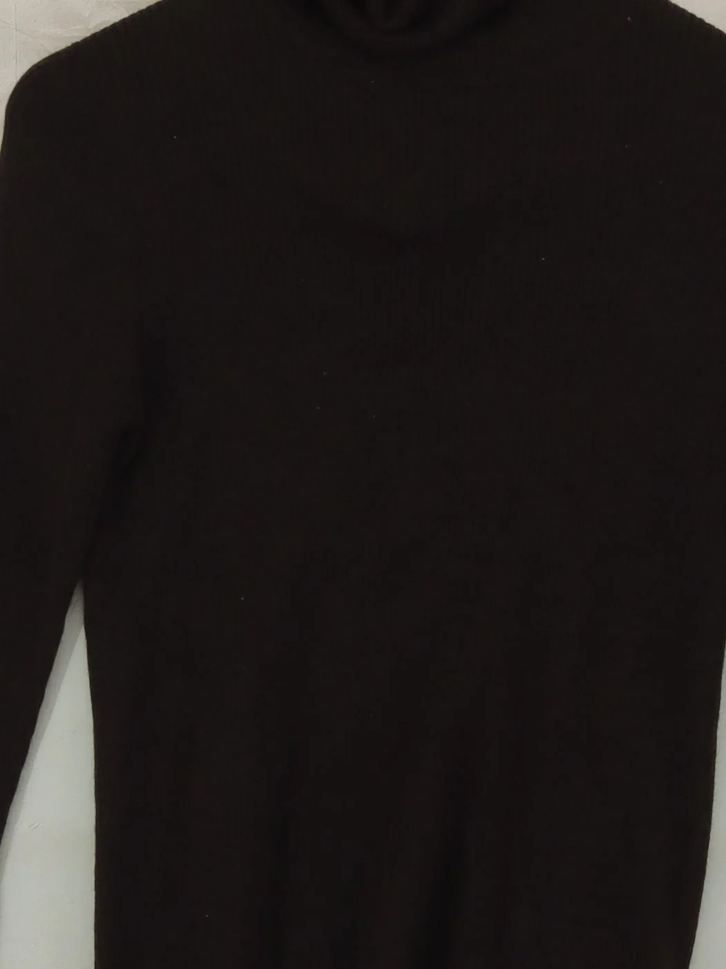 Uniqlo Men's Jumper L Brown 100% Wool Roll Neck Pullover - Image 3