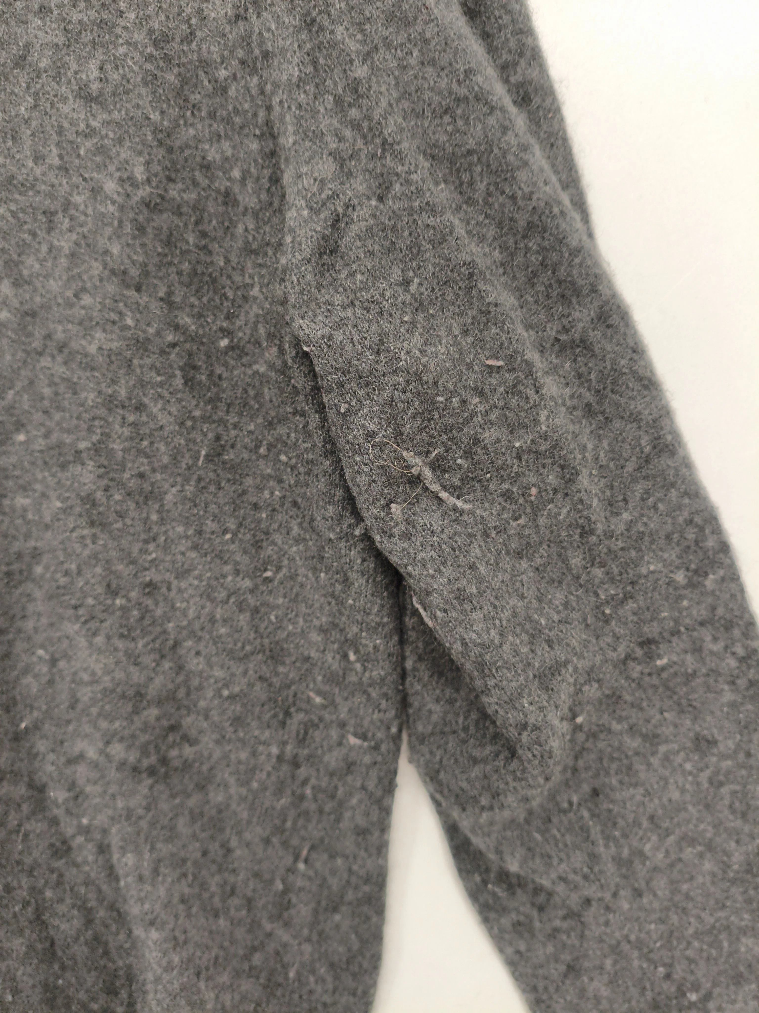 Uniqlo Men's Jumper L Grey 100% Cashmere Round Neck Pullover - Image 5