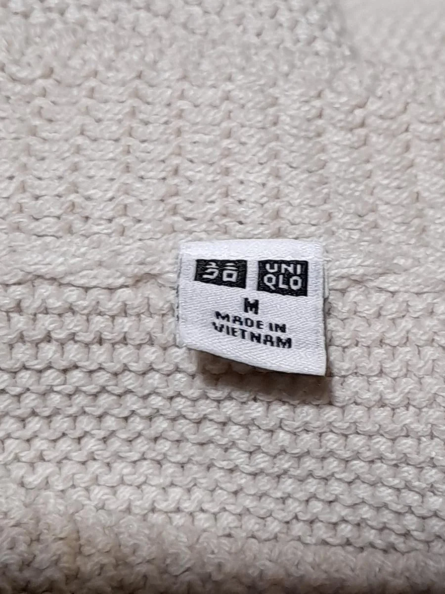 Uniqlo Men's Jumper M Cream Acrylic with Cotton Crew Neck Pullover - Image 5