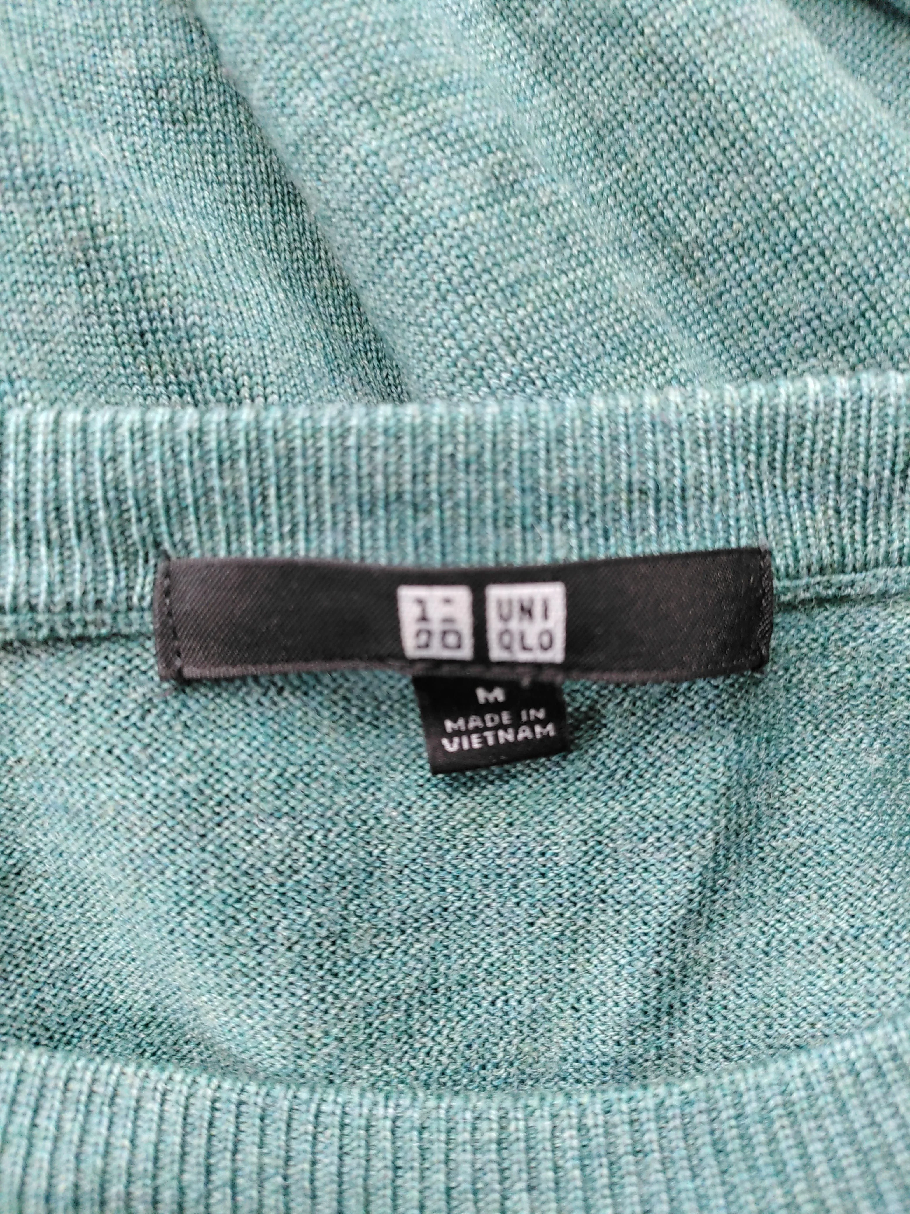 Uniqlo Men's Jumper M Green 100% Wool Round Neck Pullover - Image 5