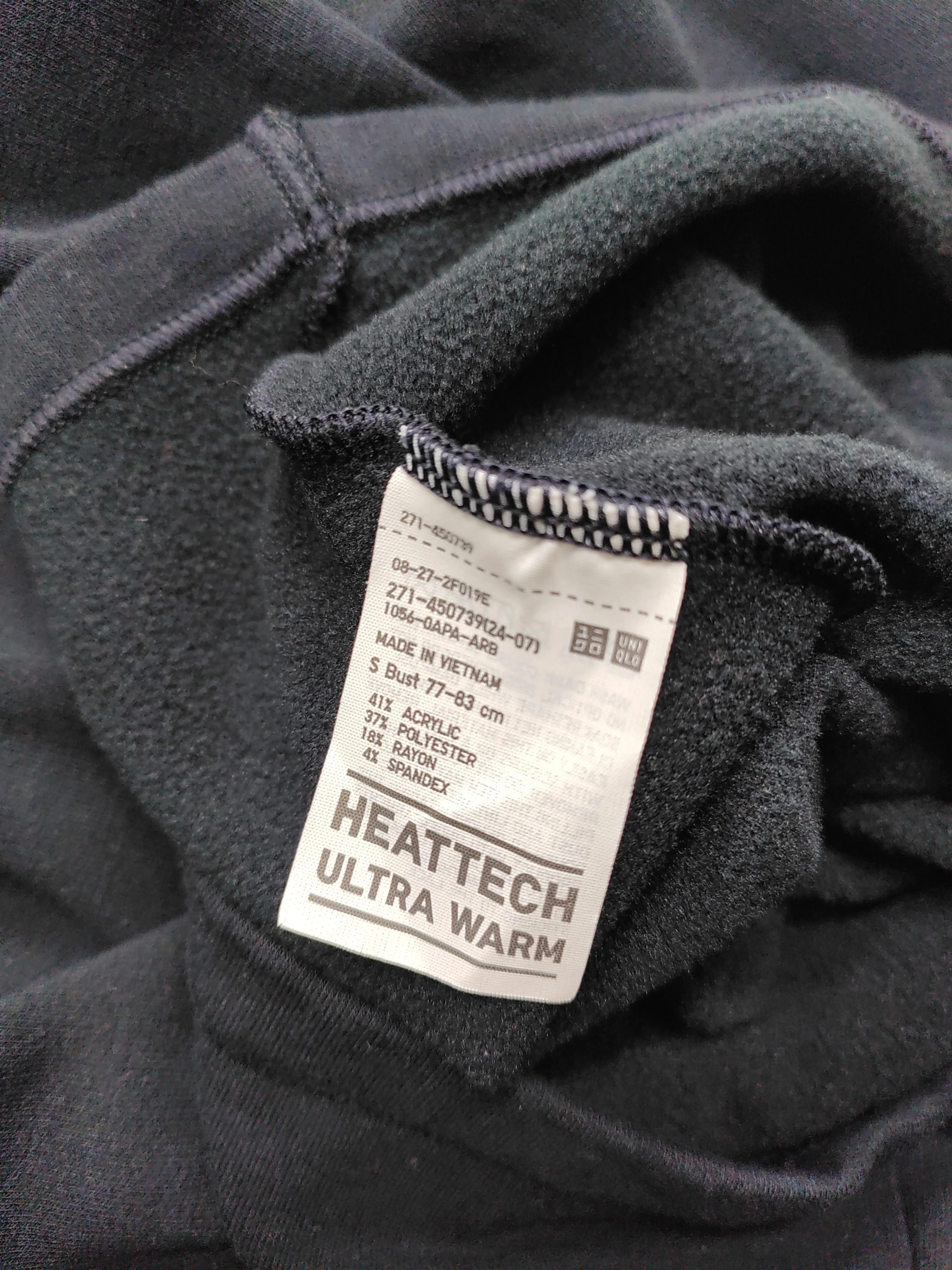 Uniqlo Men's Jumper S Black Acrylic with Polyester, Rayon, Spandex Pullover - Image 5