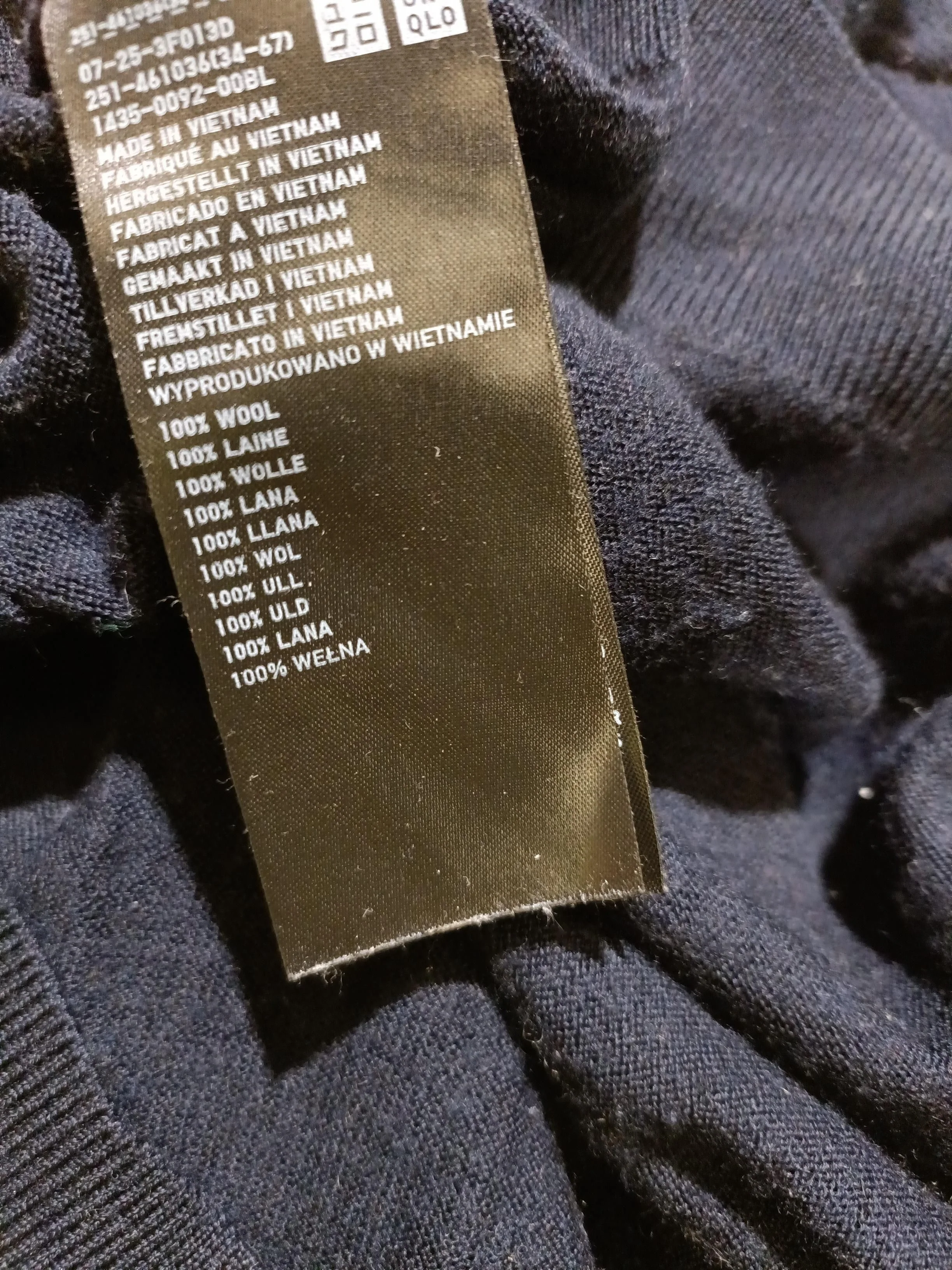 Uniqlo Men's Jumper S Blue 100% Wool Crew Neck Pullover - Image 7