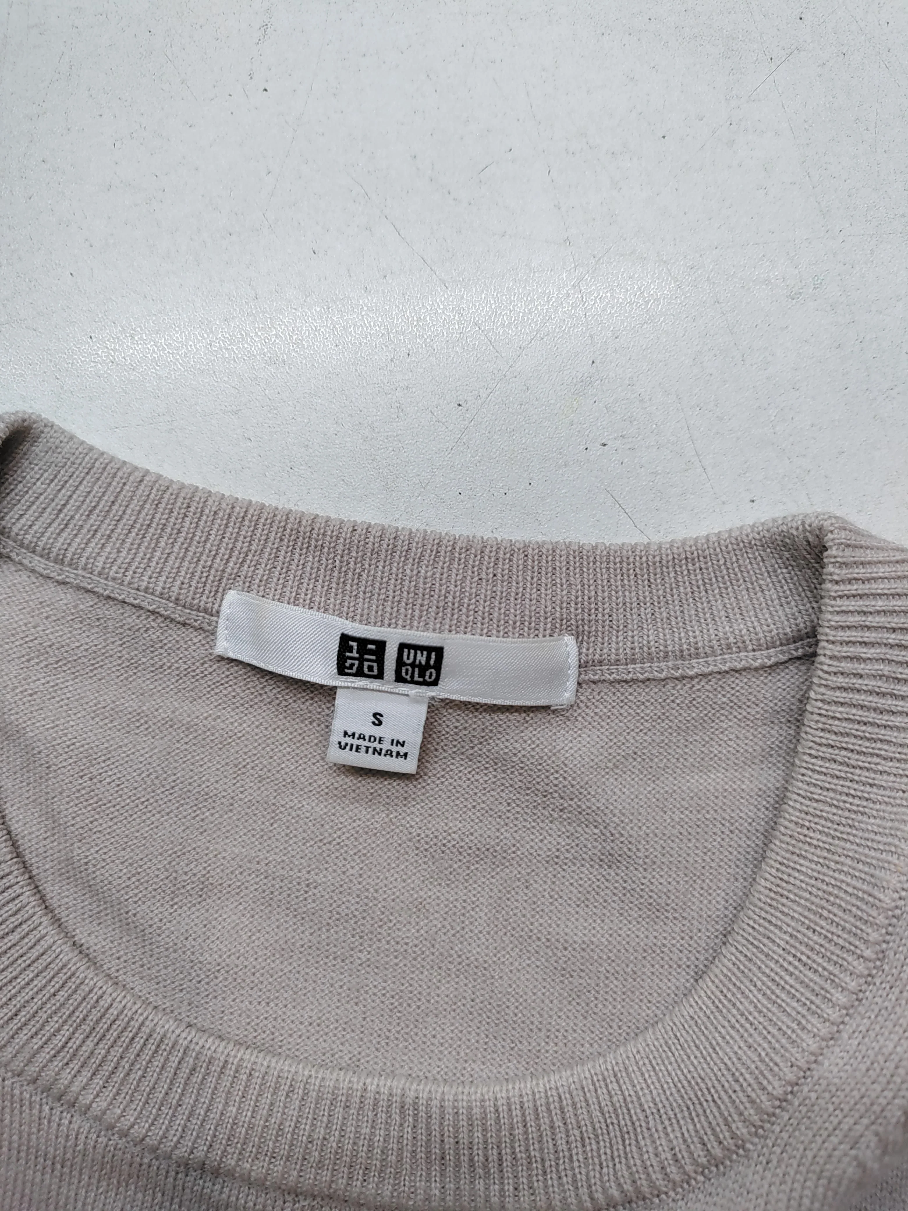 Uniqlo Men's Jumper S Cream 100% Wool Crew Neck Pullover - Image 5