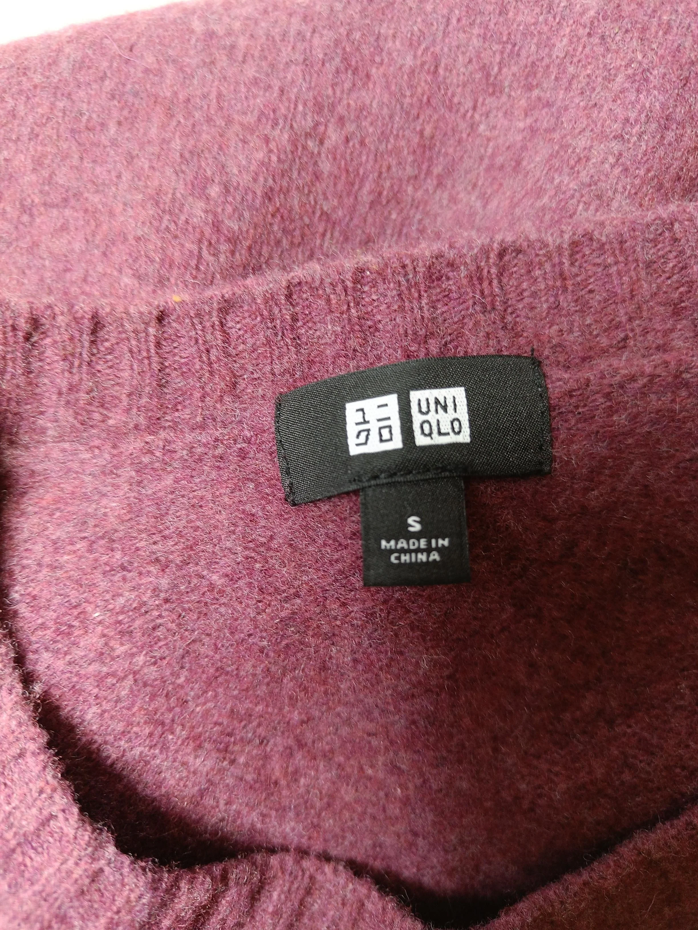 Uniqlo Men's Jumper S Red 100% Wool Round Neck Pullover - Image 5