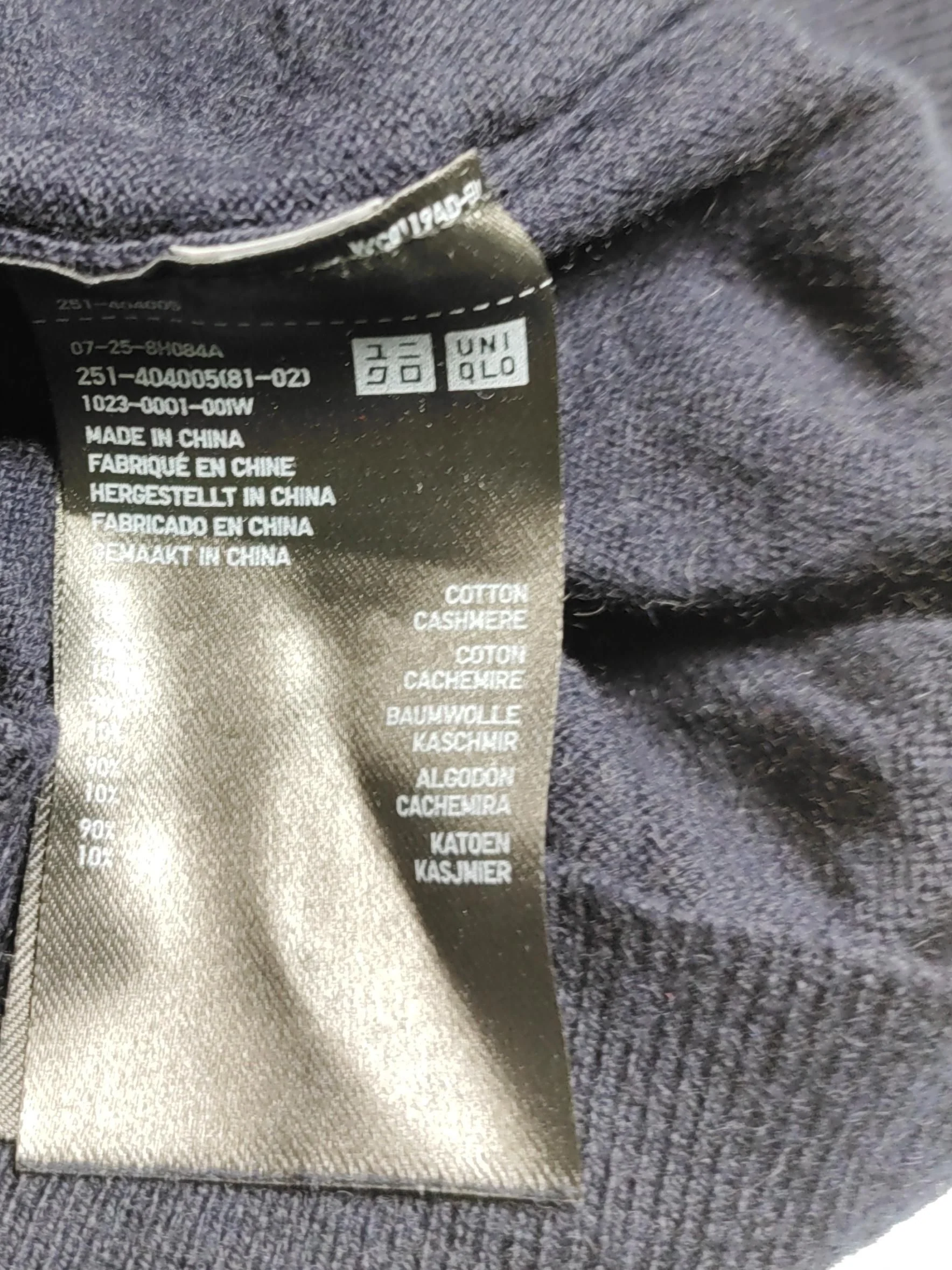 Uniqlo Men's Jumper XL Black Cotton with Cashmere V-Neck Pullover - Image 6