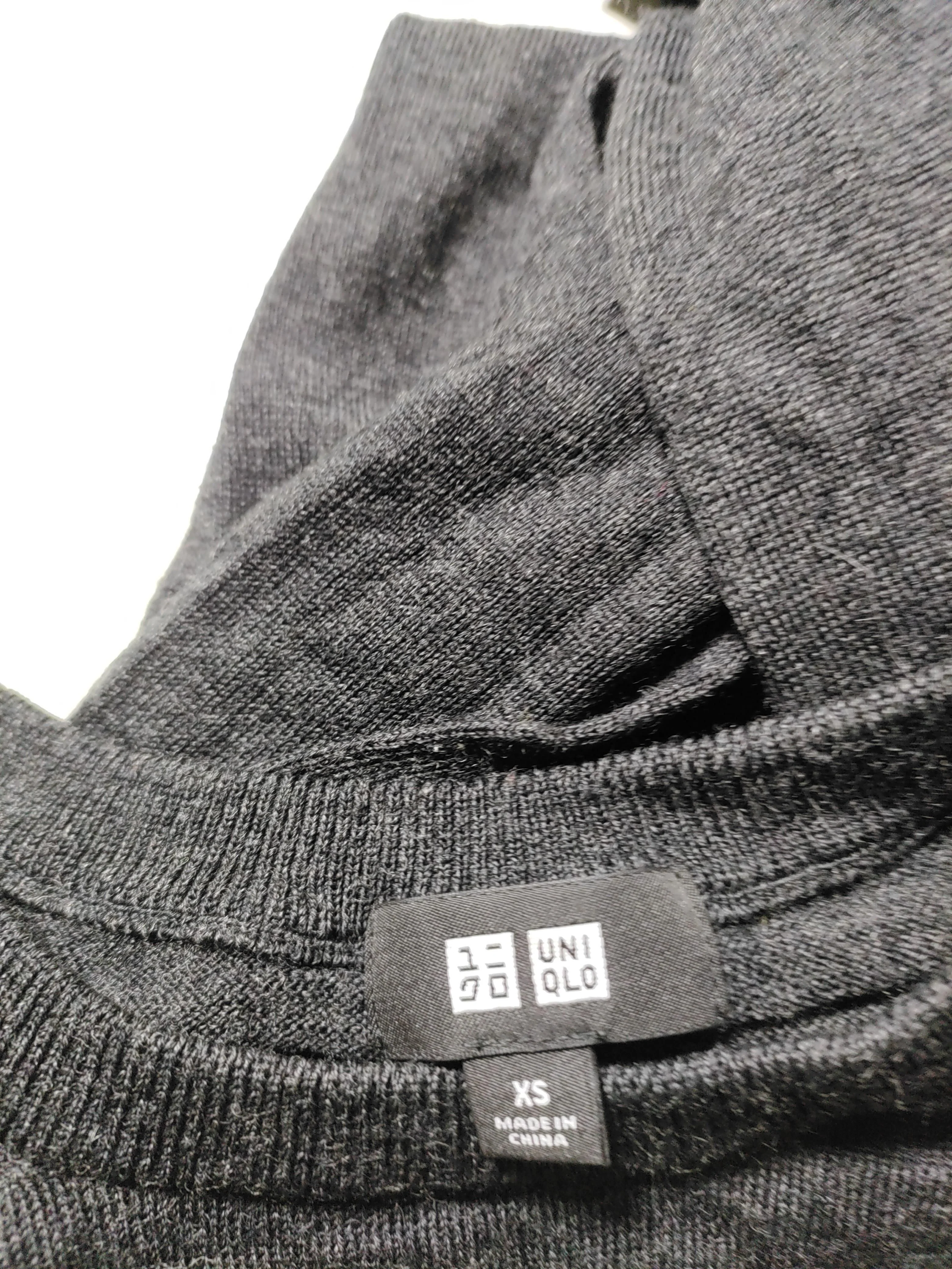 Uniqlo Men's Jumper XS Grey 100% Wool Crew Neck Pullover - Image 5