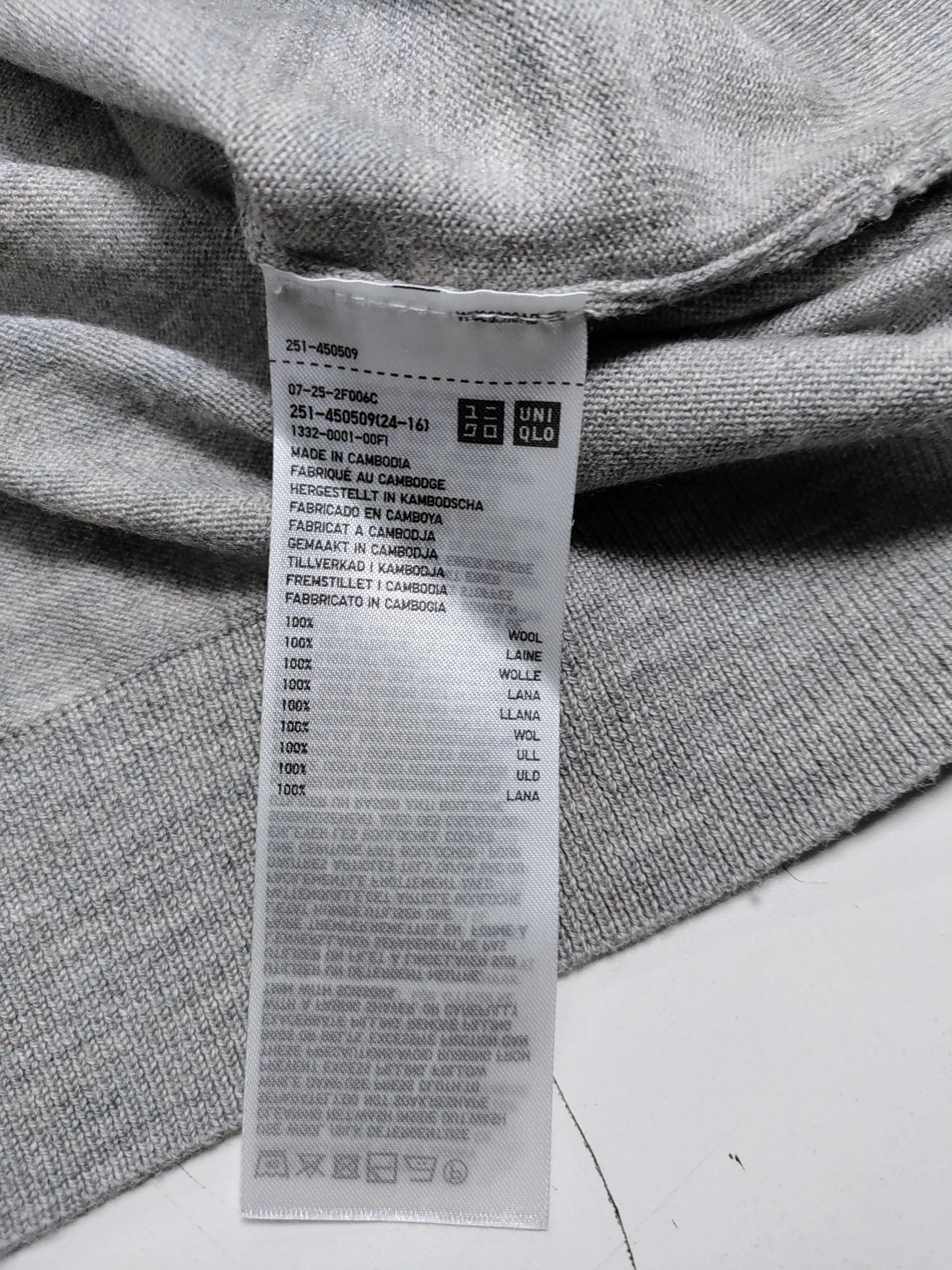 Uniqlo Men's Jumper XS Grey 100% Wool Round Neck Pullover - Image 6