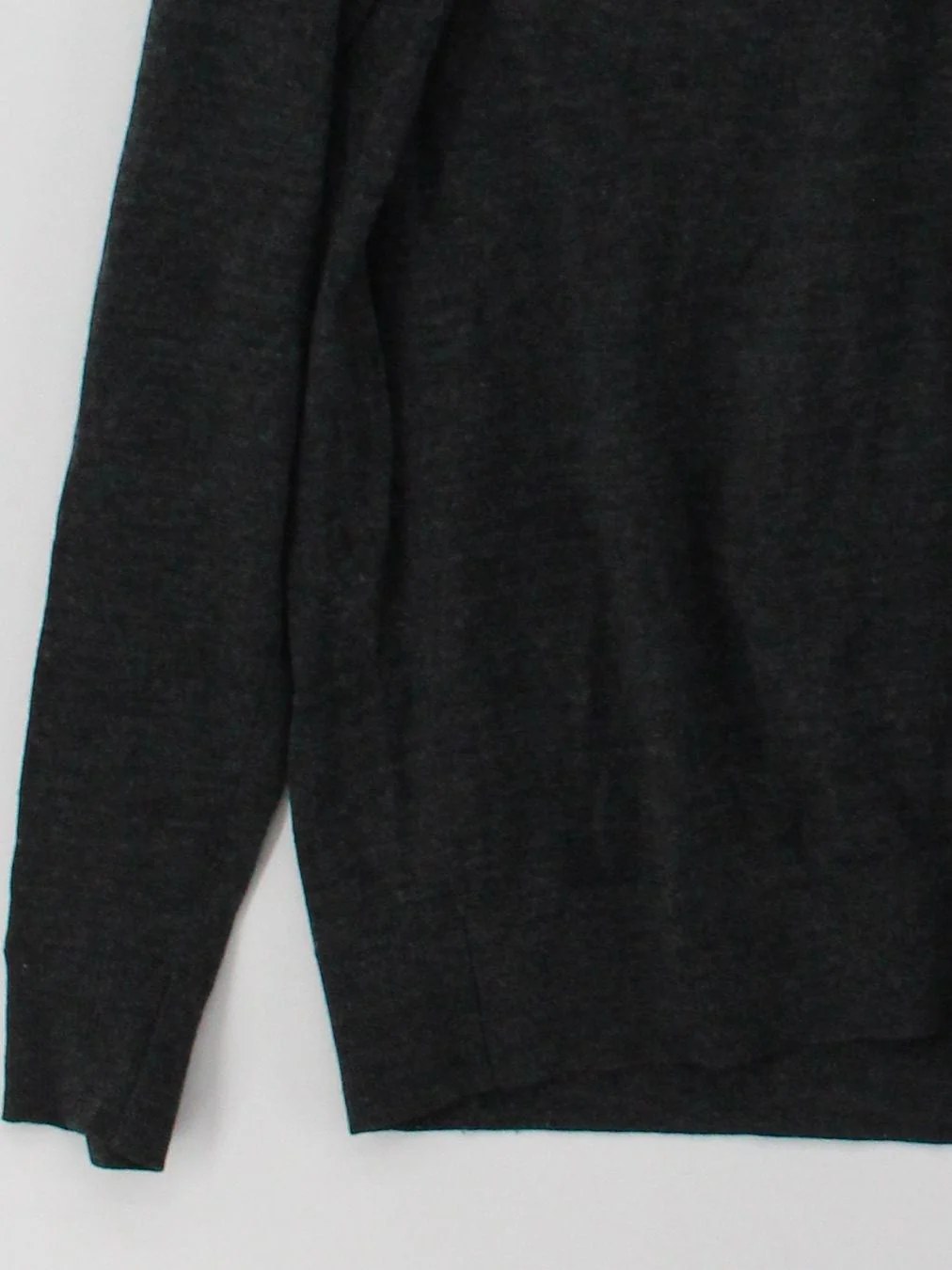 Uniqlo Men's Polo L Grey 100% Wool Basic - Image 4