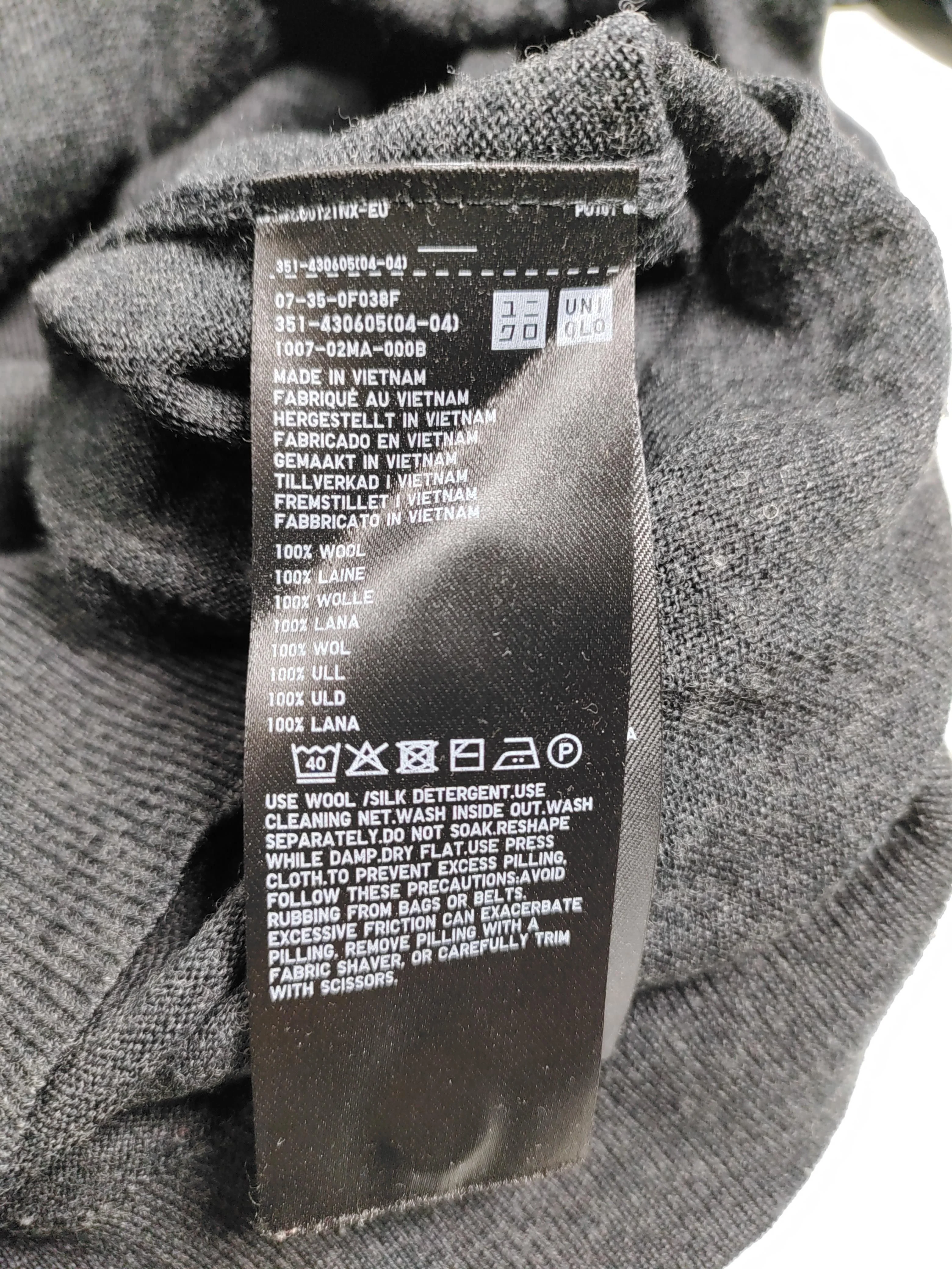 Uniqlo Men's Polo L Grey 100% Wool Basic - Image 6