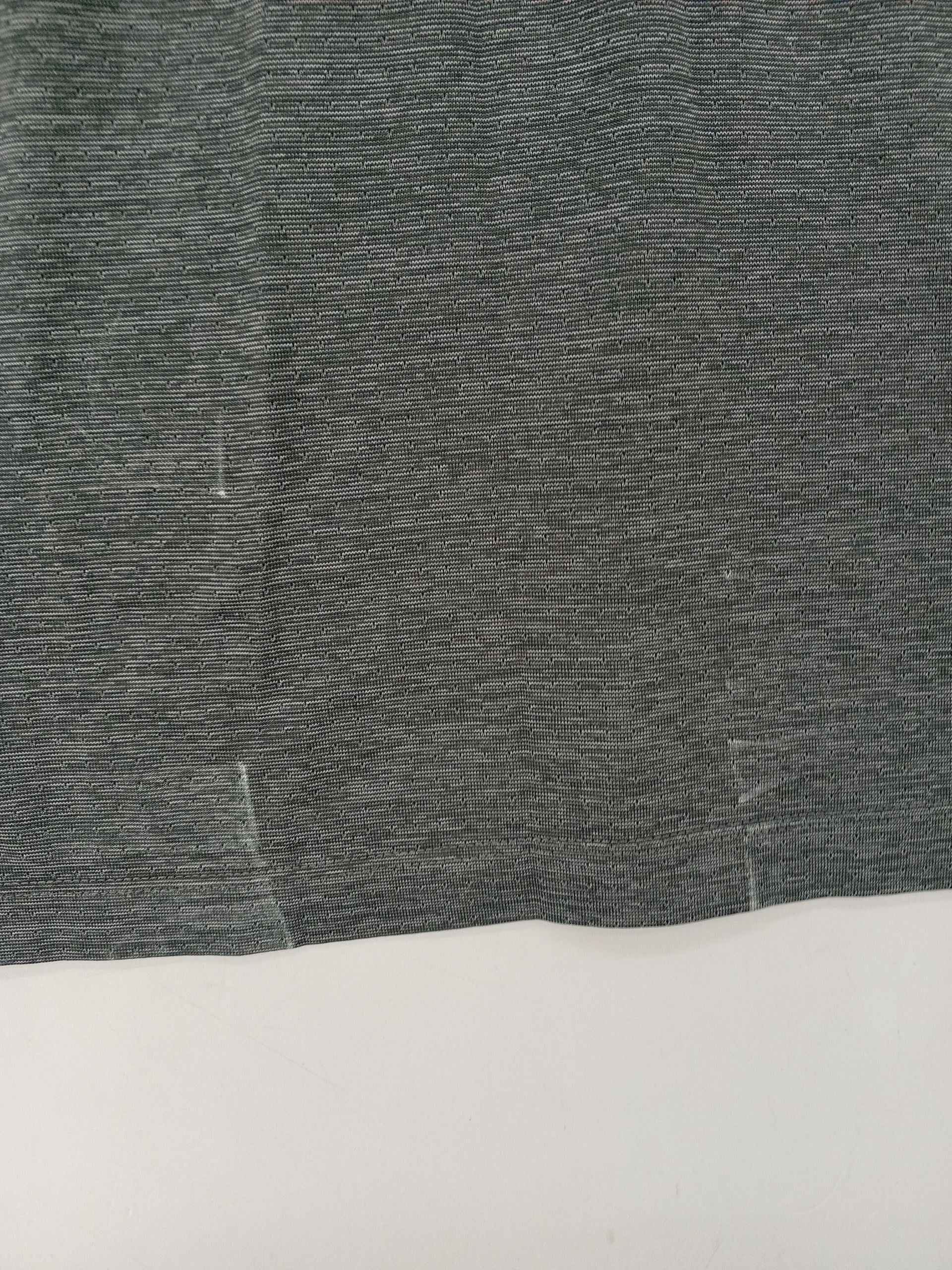 Uniqlo Men's Polo S Grey Striped Polyester with Polyamide Basic - Image 5