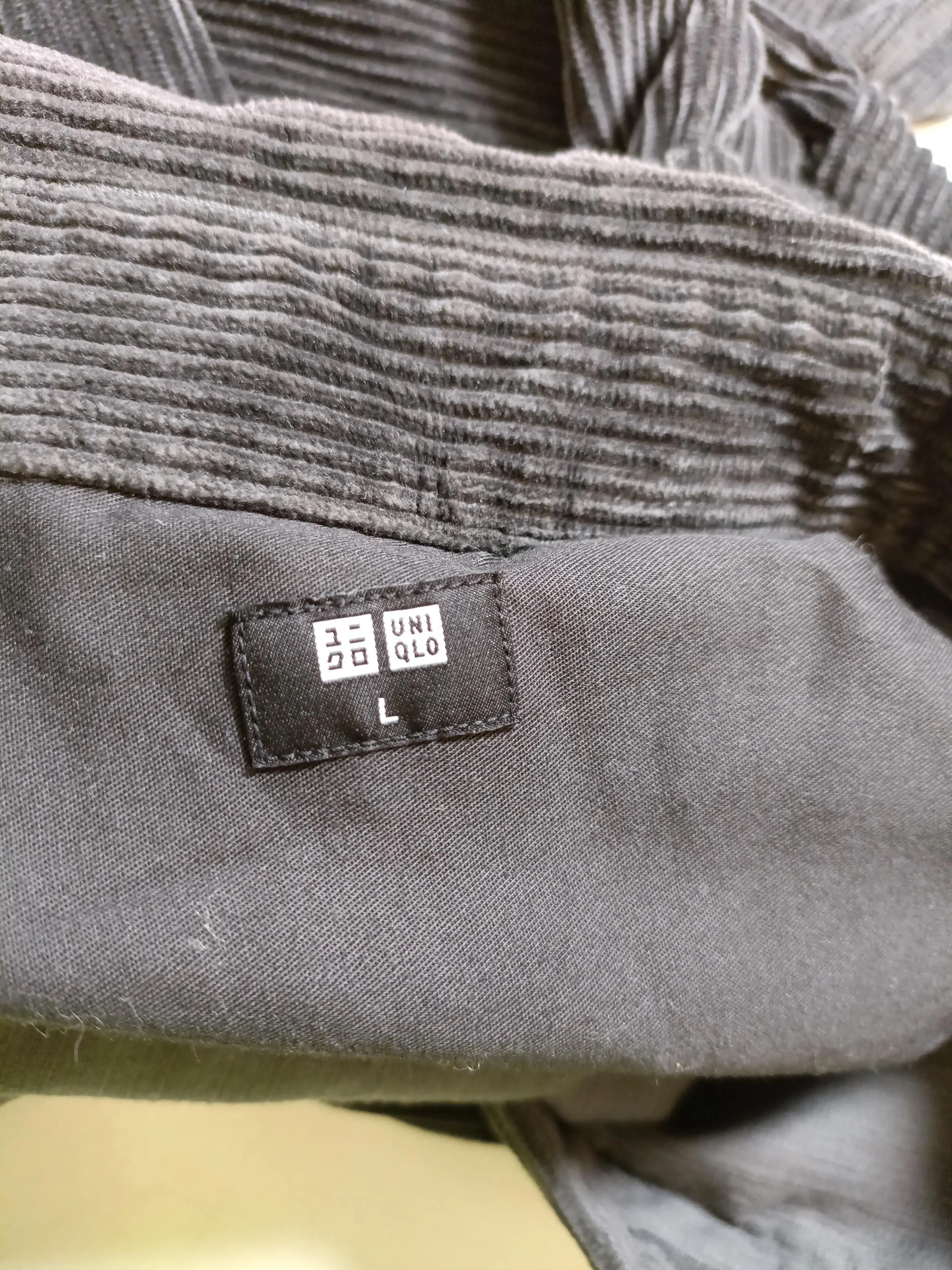 Uniqlo Men's Shirt L Black 100% Cotton Basic - Image 5