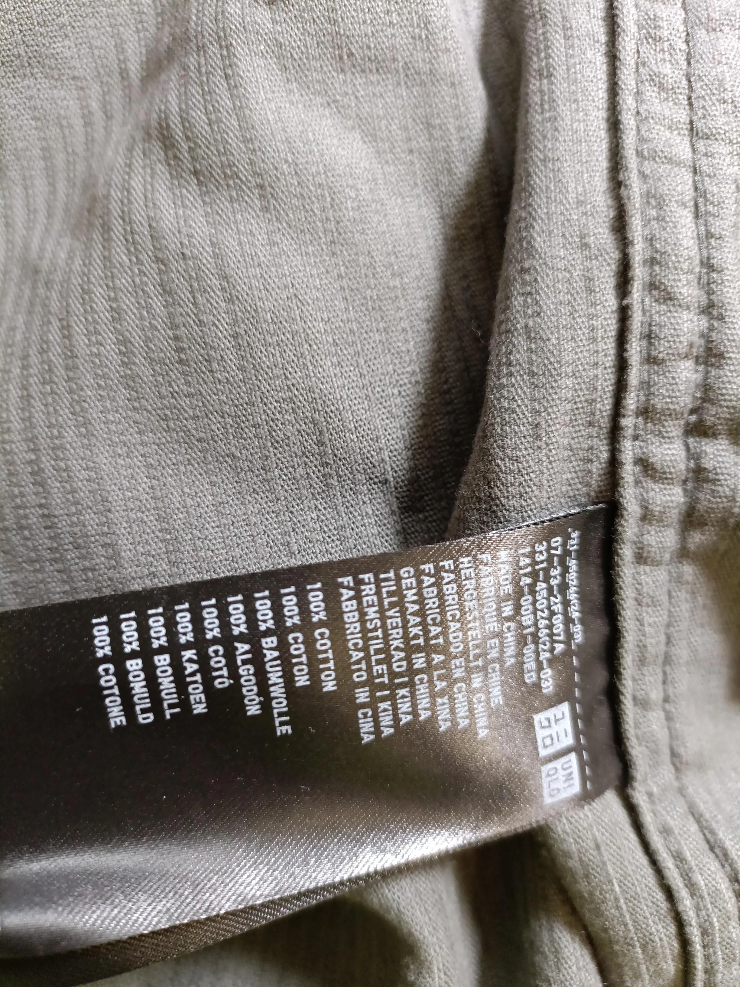 Uniqlo Men's Shirt L Black 100% Cotton Basic - Image 6