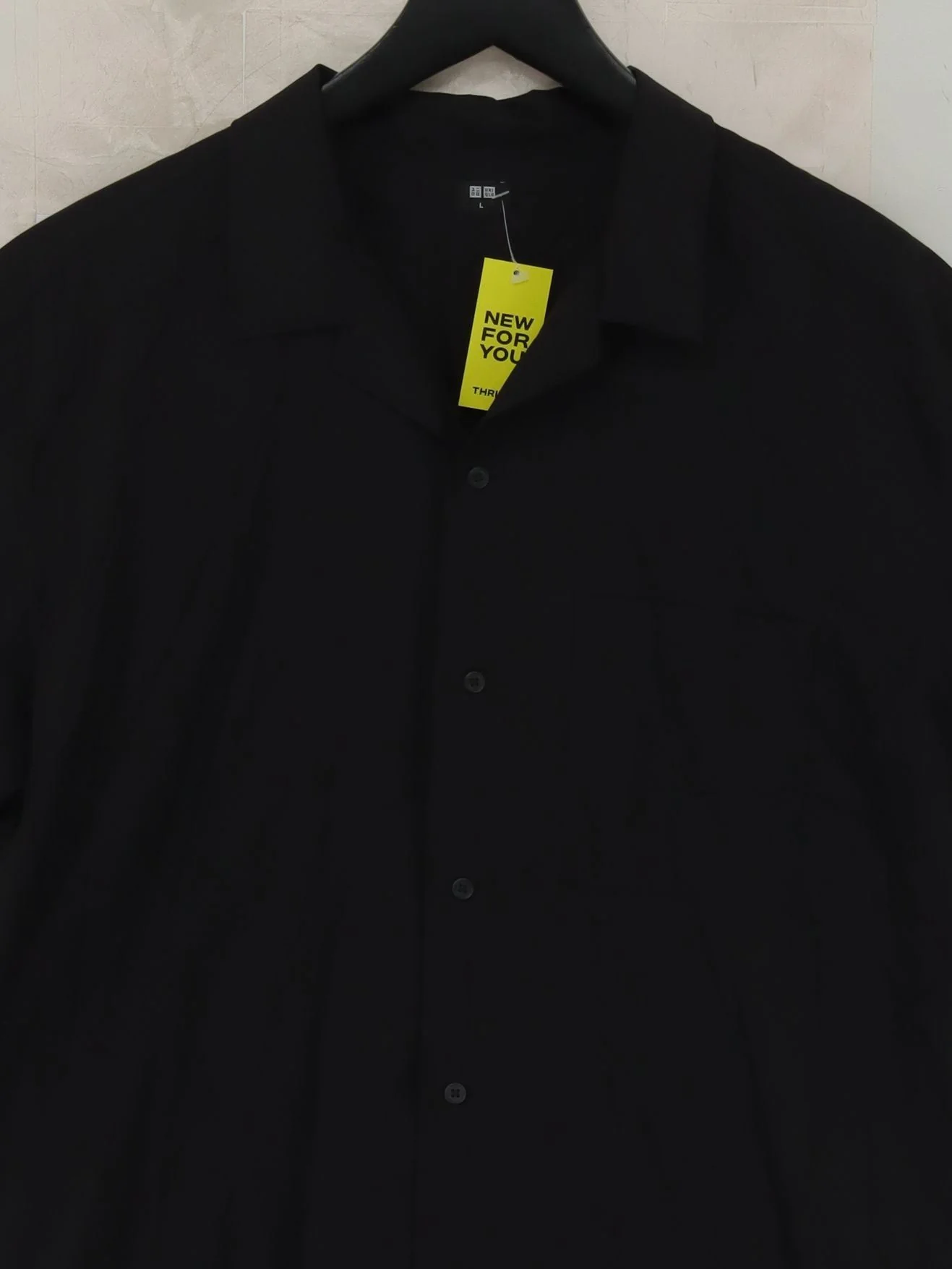 Uniqlo Men's Shirt L Black Viscose with Cotton Basic - Image 3