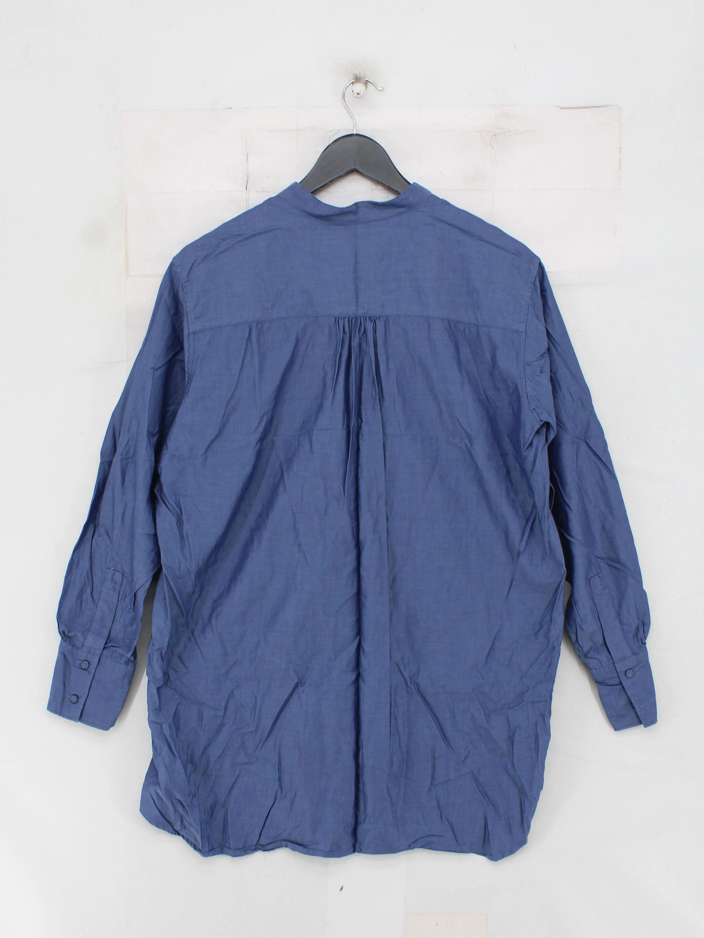 Uniqlo Men's Shirt L Blue 100% Cotton Basic - Image 2