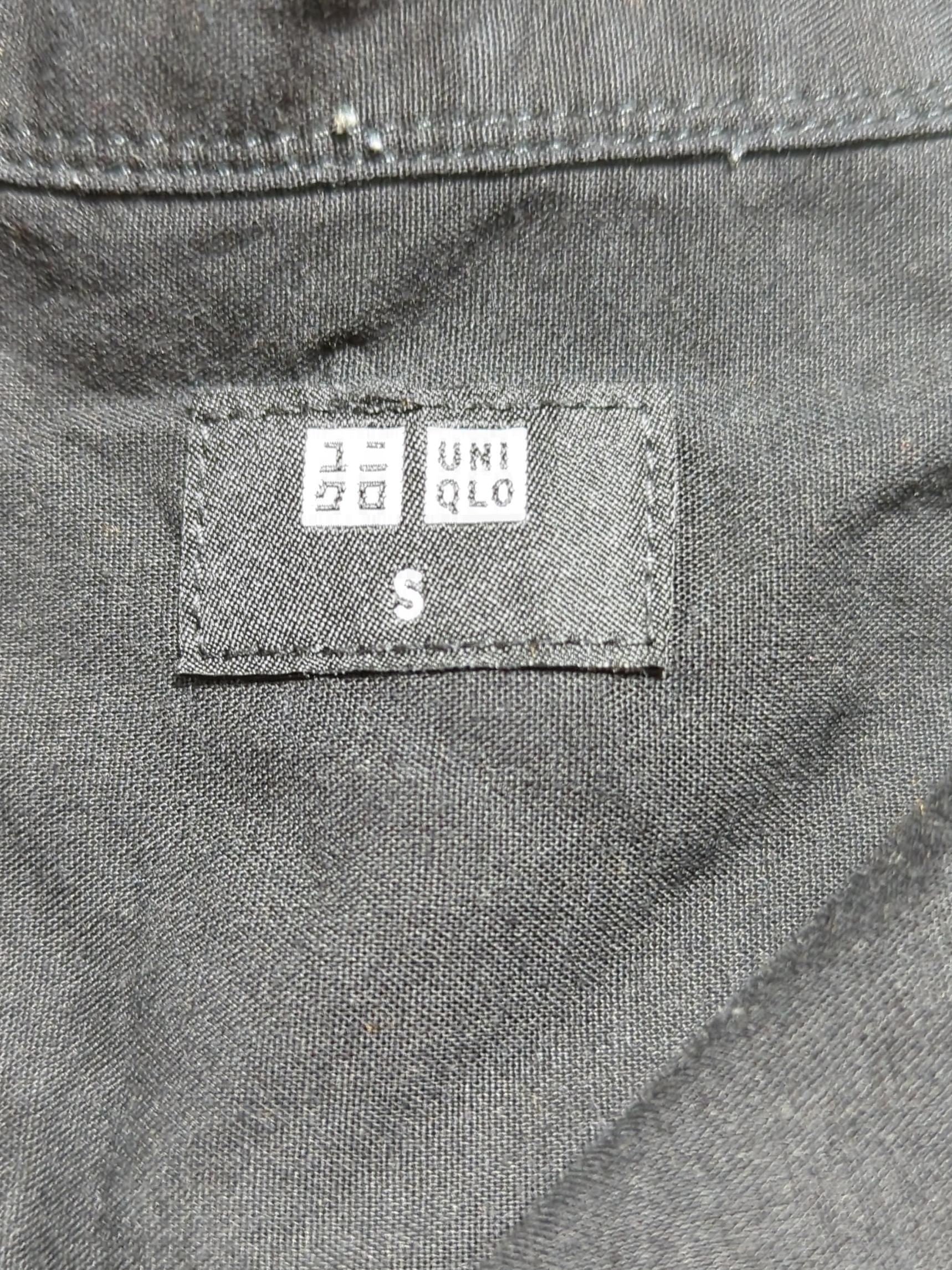 Uniqlo Men's Shirt S Black Viscose with Cotton Basic - Image 6