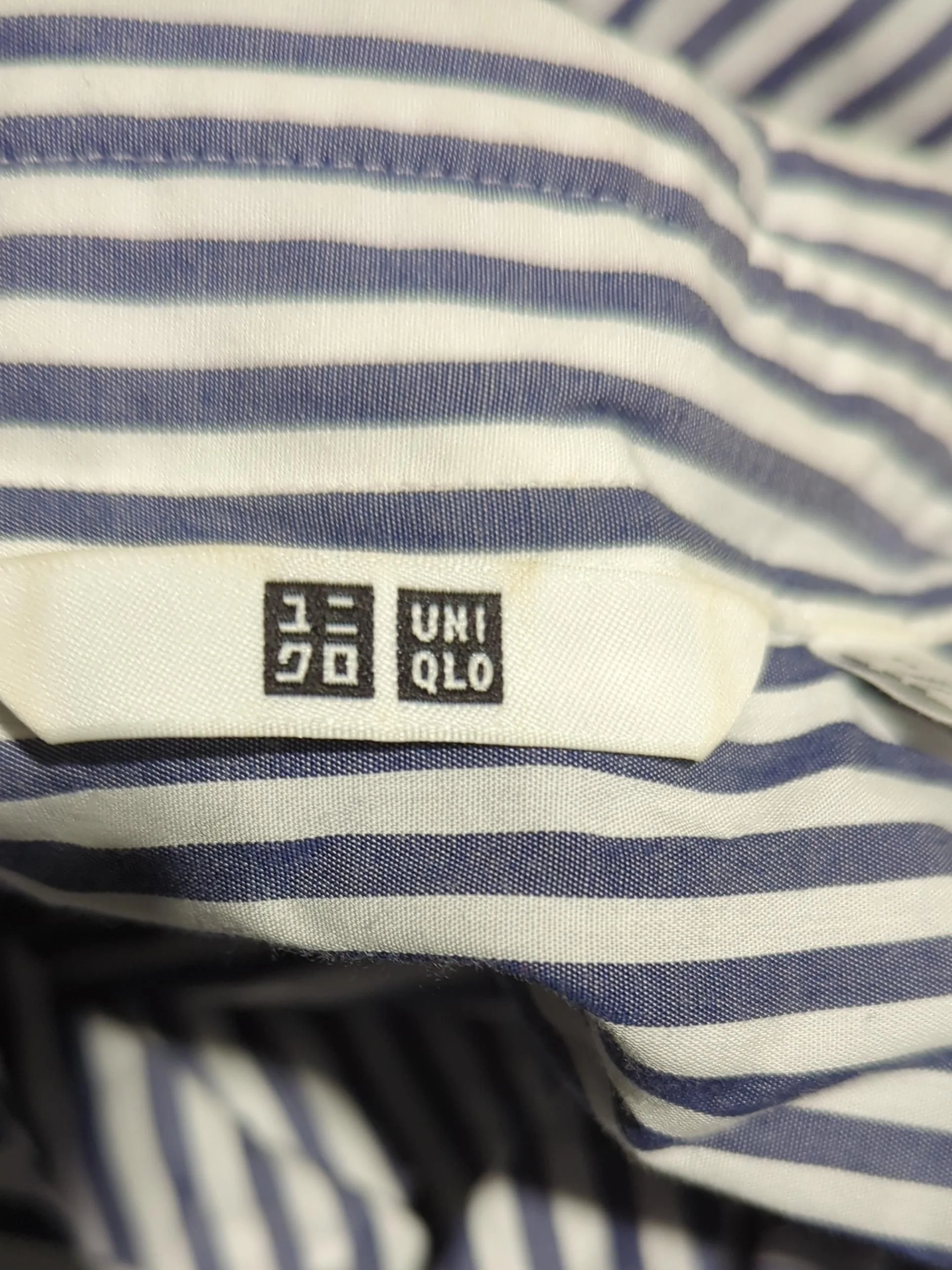 Uniqlo Men's Shirt S Blue Striped 100% Cotton Basic - Image 6