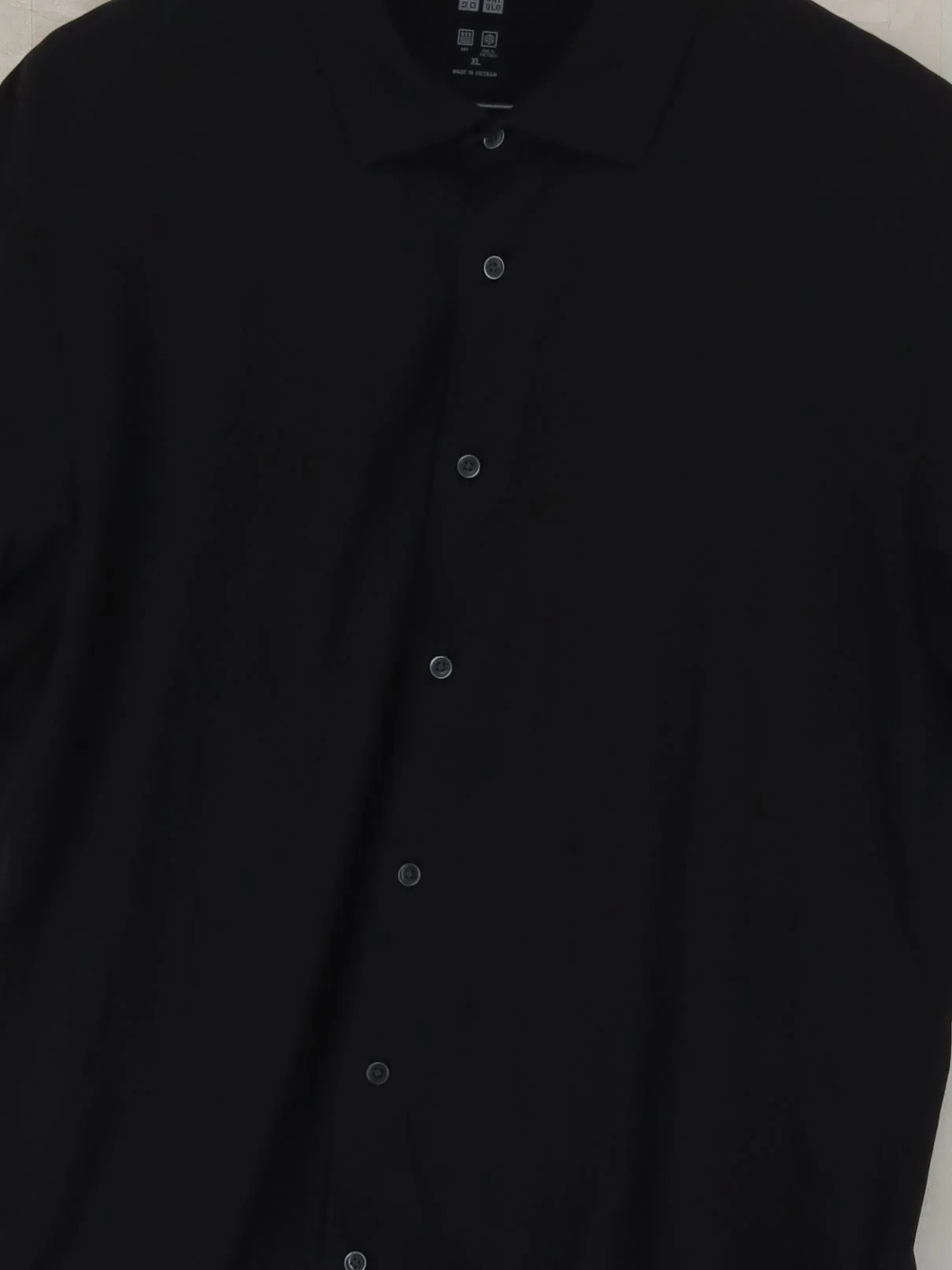 Uniqlo Men's Shirt XL Black Cotton with Polyester Basic - Image 3