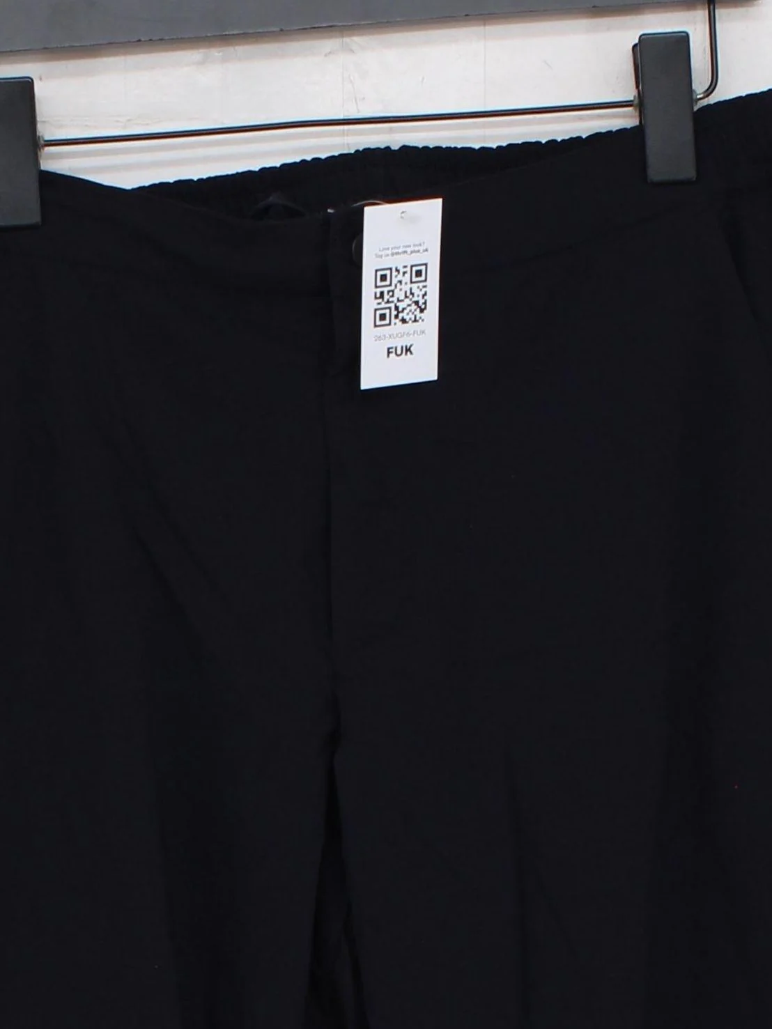 Uniqlo Men's Sports Bottoms M Black Polyamide - Image 3