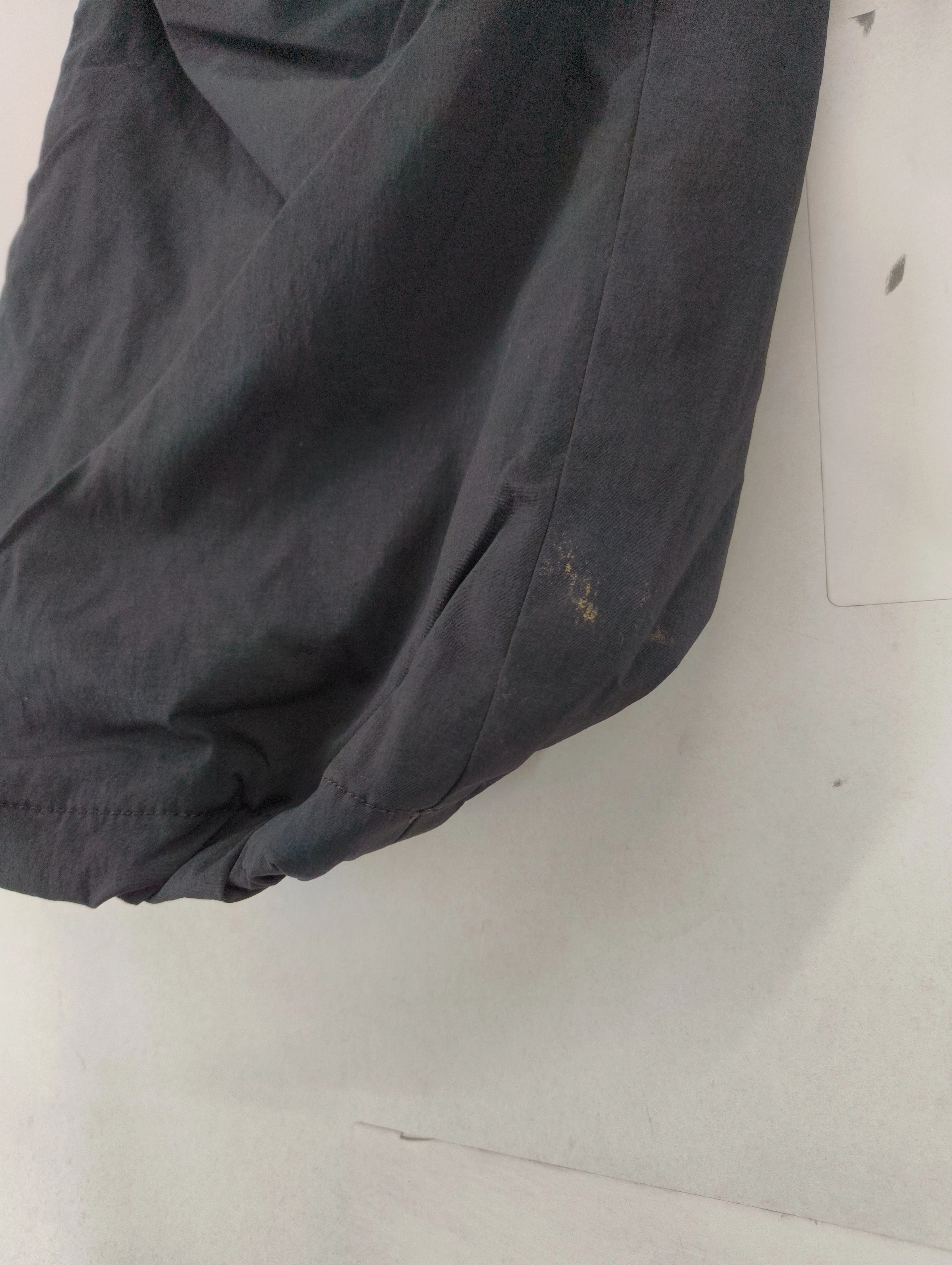 Uniqlo Men's Sports Bottoms M Black Polyamide with Elastane Sweatpants - Image 5