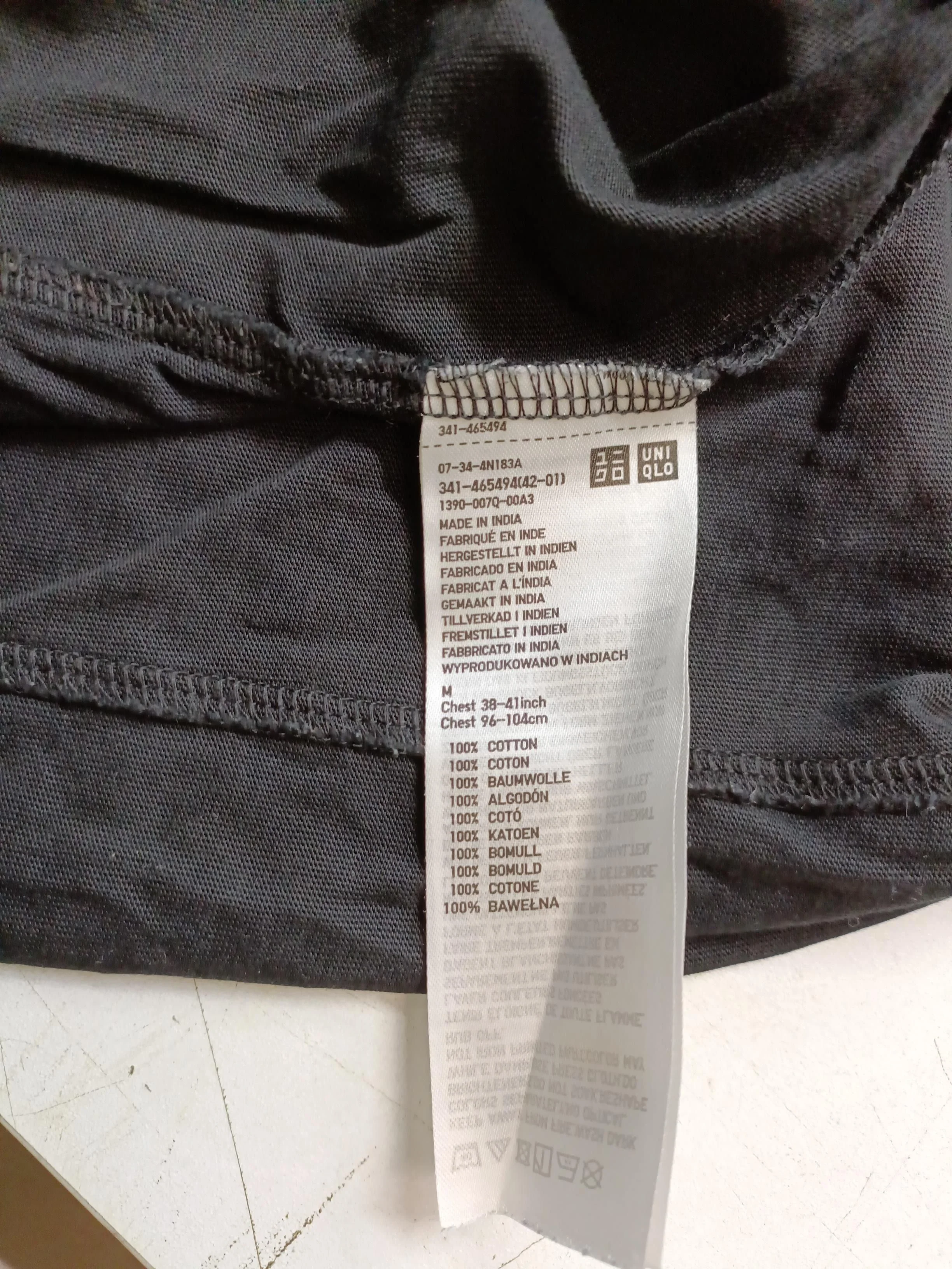 Uniqlo Men's T-Shirt M Black 100% Cotton Basic - Image 7