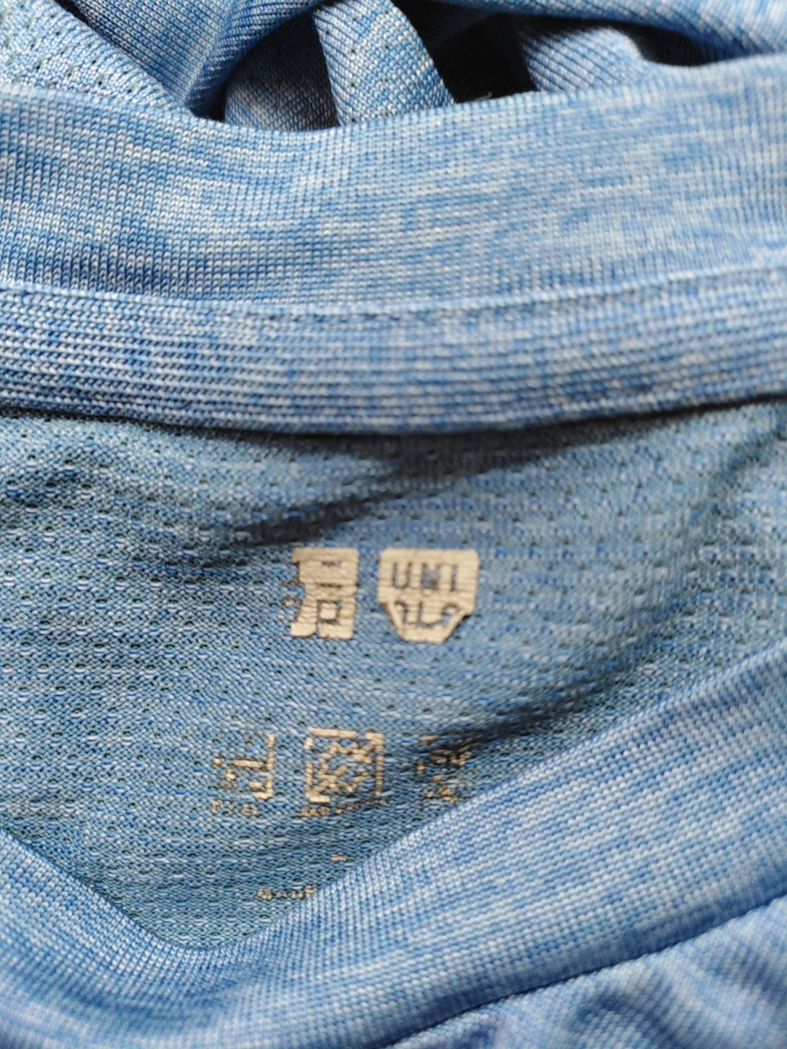 Uniqlo Men's T-Shirt M Blue Polyester with Nylon Round Neck Basic - Image 5