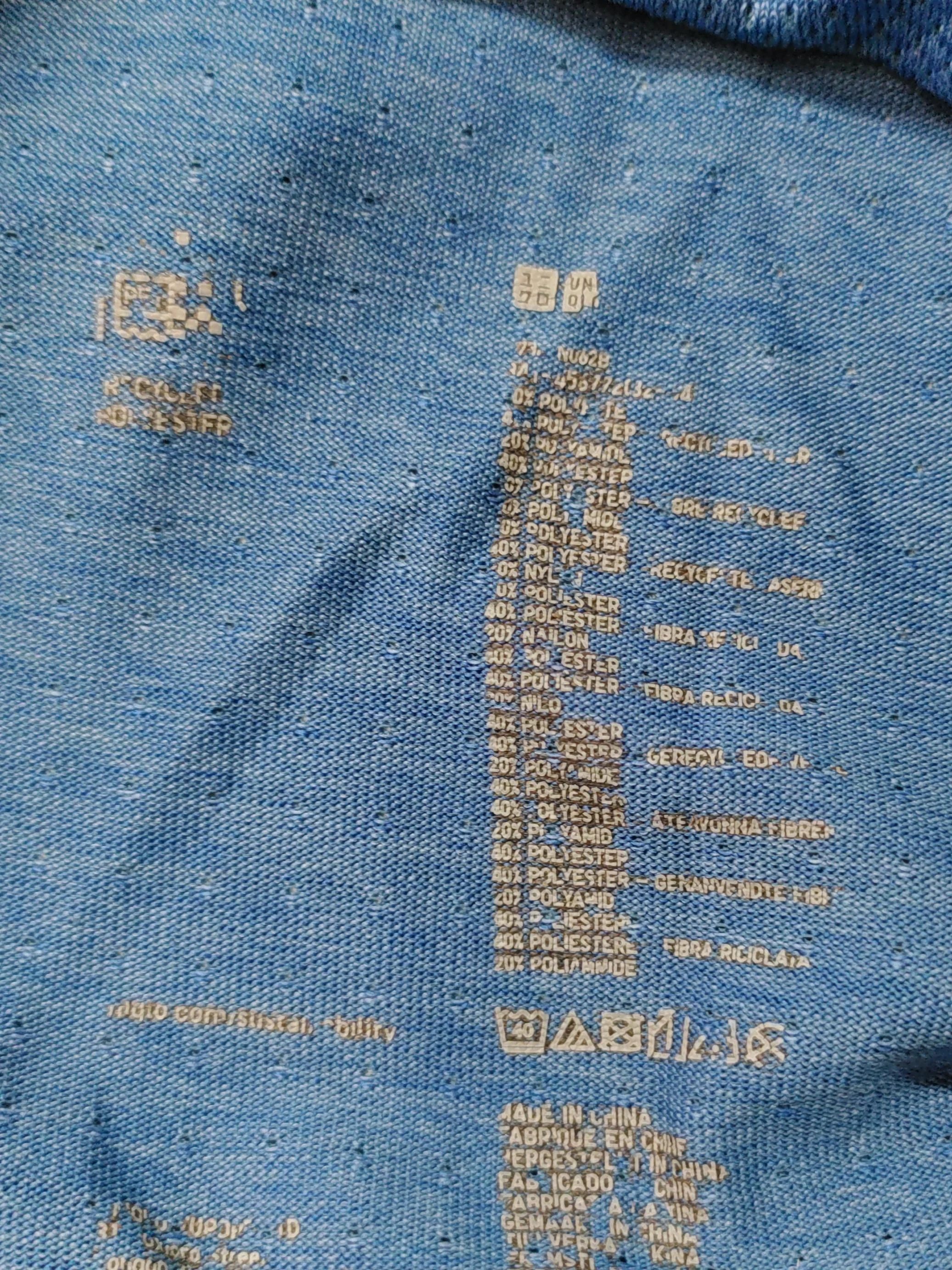 Uniqlo Men's T-Shirt M Blue Polyester with Nylon Round Neck Basic - Image 6
