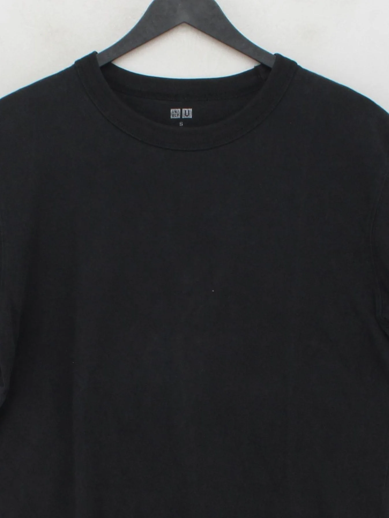 Uniqlo Men's T-Shirt S Black 100% Cotton Basic - Image 3