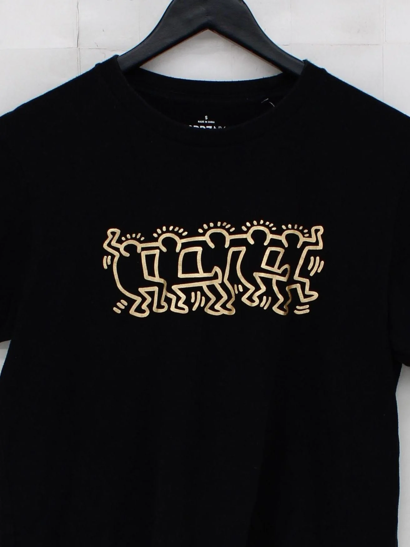 Uniqlo Men's T-Shirt S Black Graphic 100% Cotton Basic - Image 3