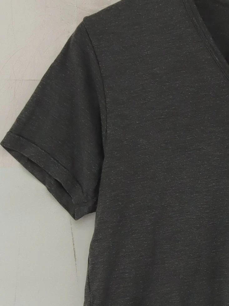 Uniqlo Men's T-Shirt S Grey Polyester with Viscose, Acrylic, Elastane Basic - Image 4