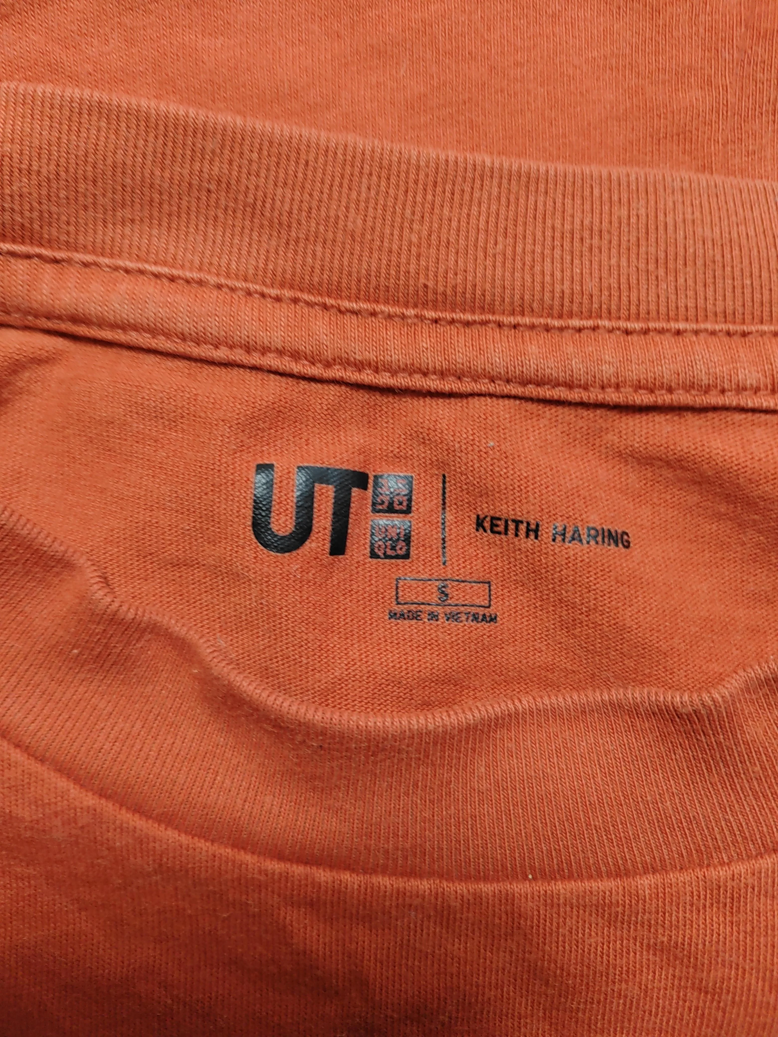 Uniqlo Men's T-Shirt S Orange Graphic 100% Cotton Basic - Image 5