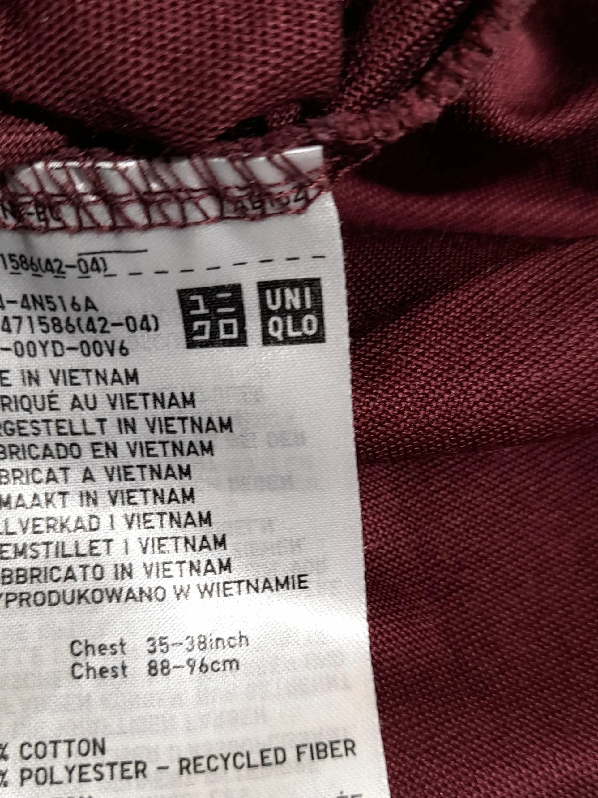 Uniqlo Men's T-Shirt S Red Cotton with Polyester Basic - Image 6