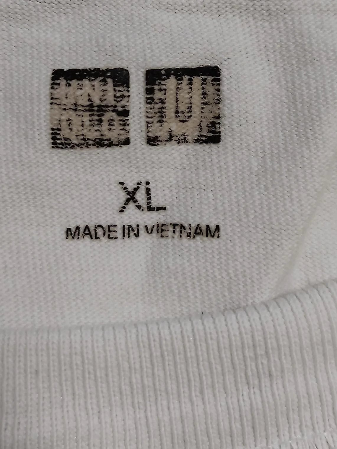 Uniqlo Men's T-Shirt XL White 100% Cotton Basic - Image 7