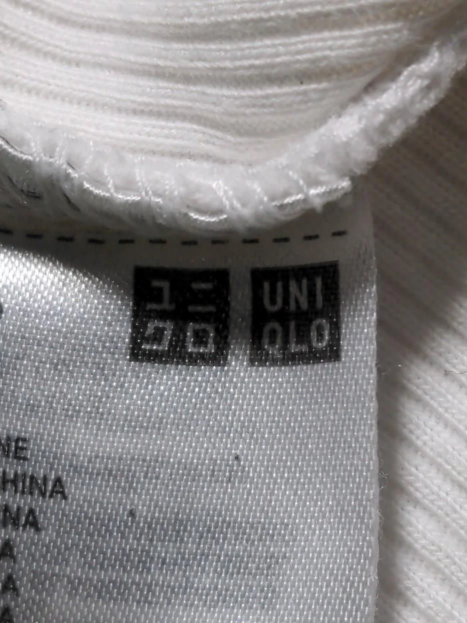 Uniqlo Men's T-Shirt XL White Cotton with Polyester Sleeveless Round Neck Basic - Image 6